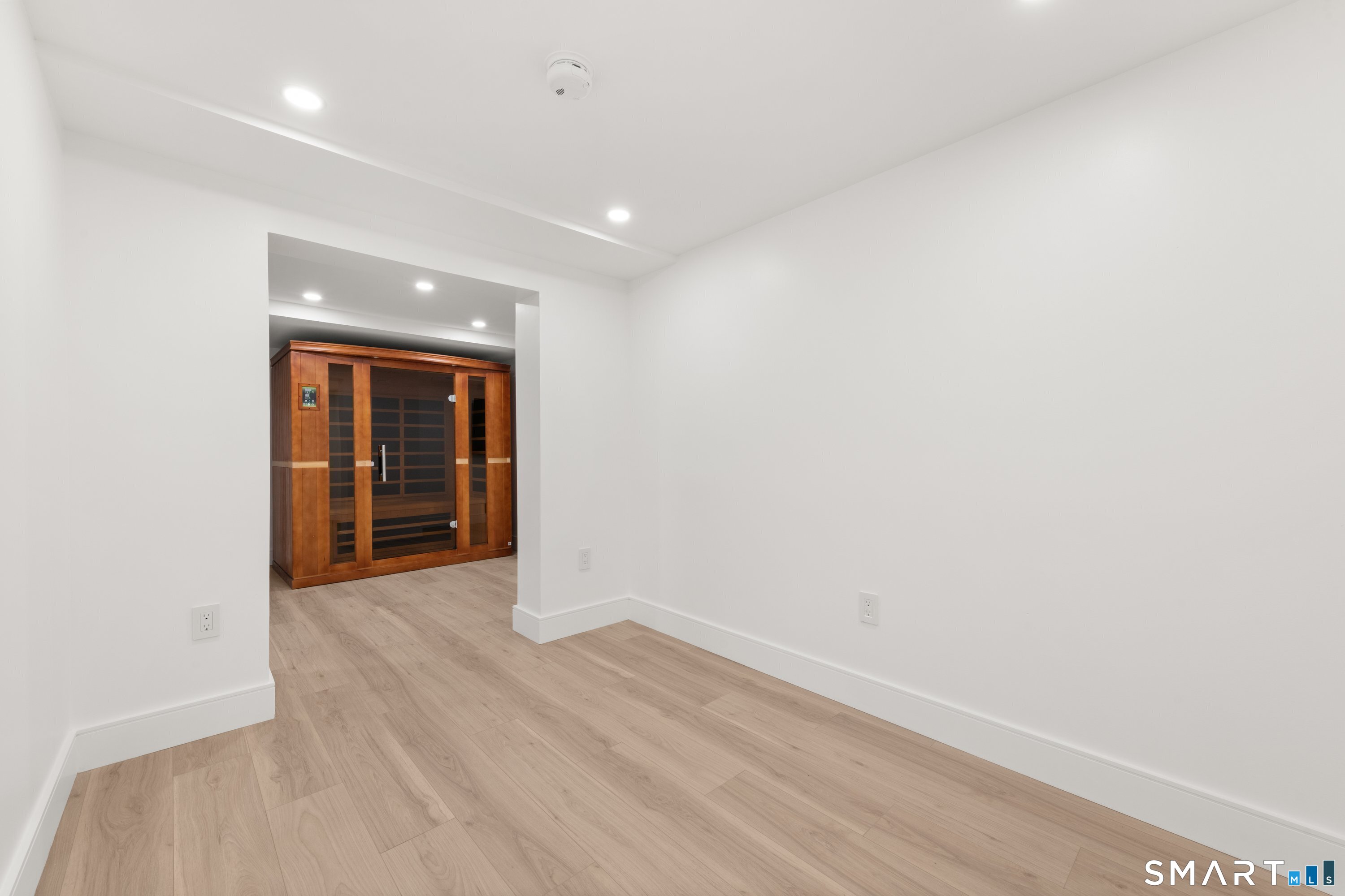 2 Drumlin Road photo 26