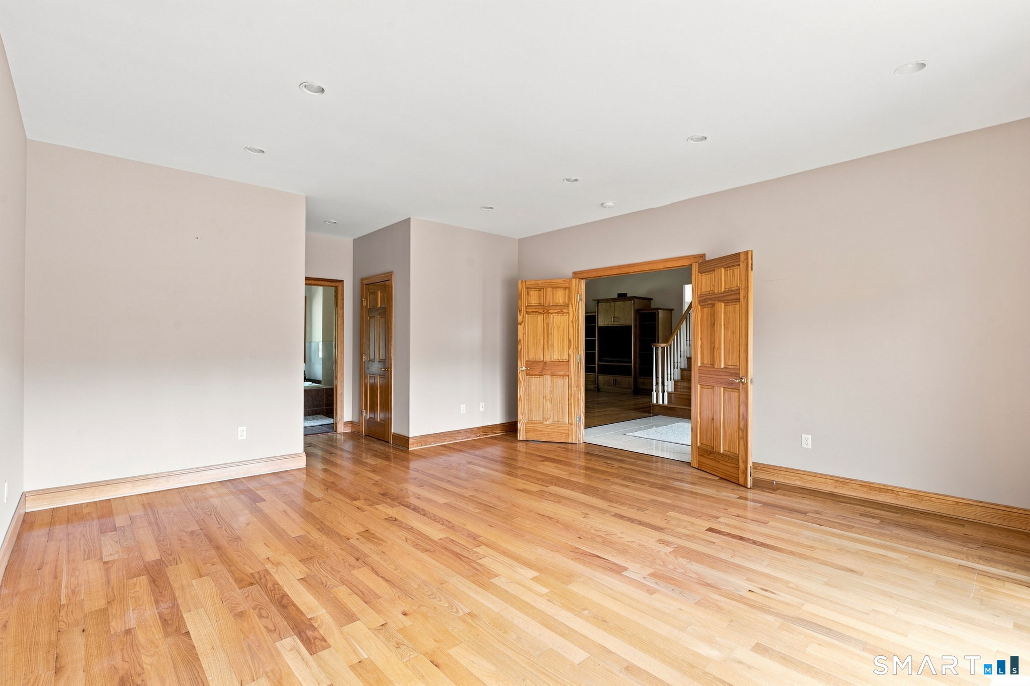 44 Chippenwood Lane photo 17