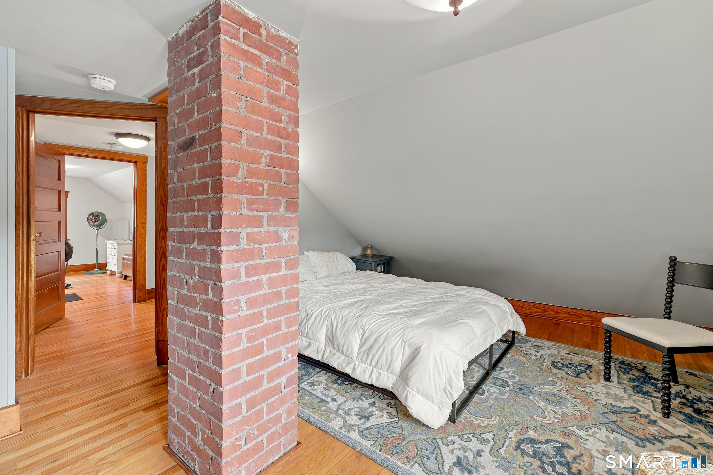 382 Yale Avenue photo 31