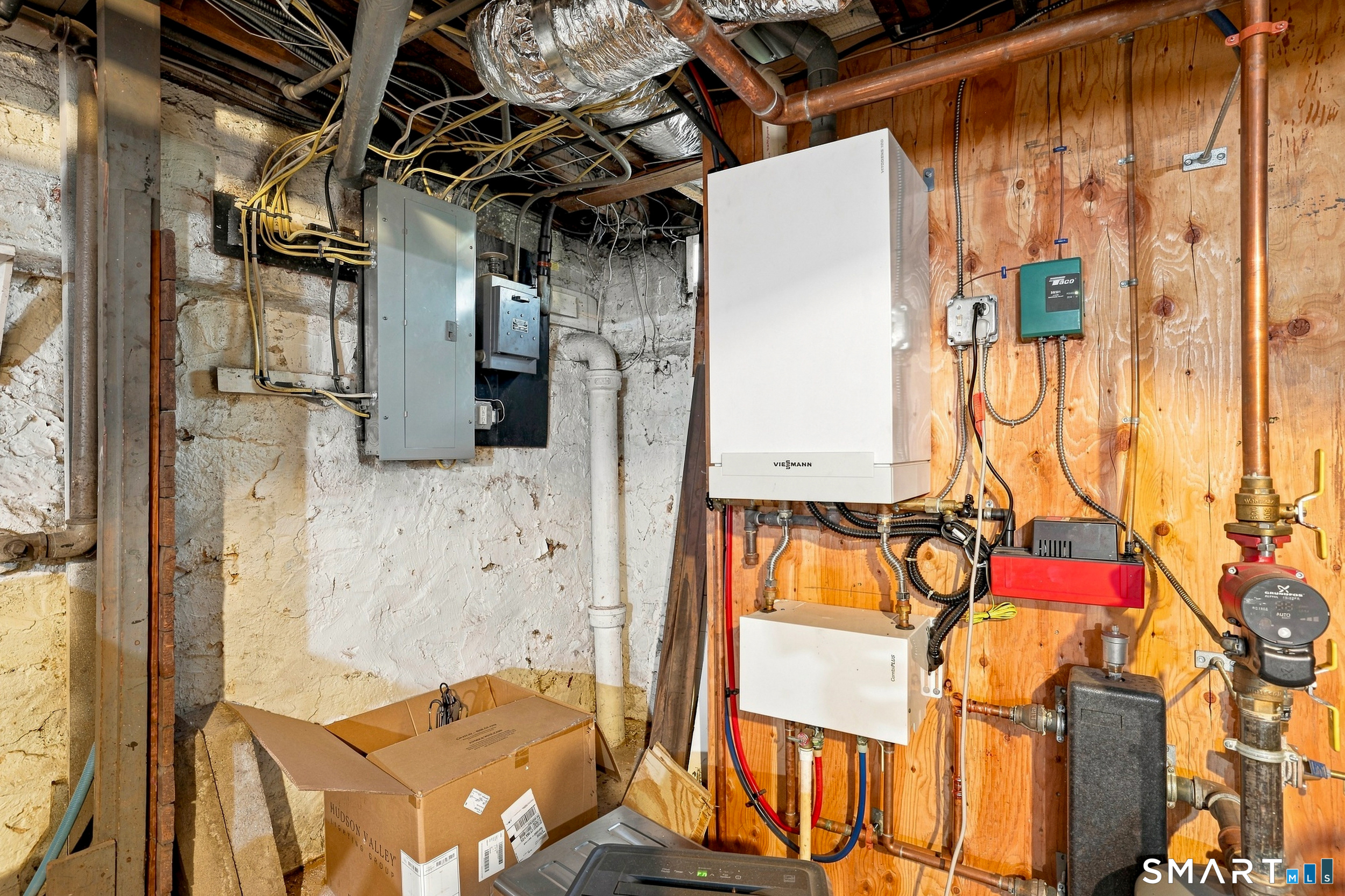 382 Yale Avenue photo 35