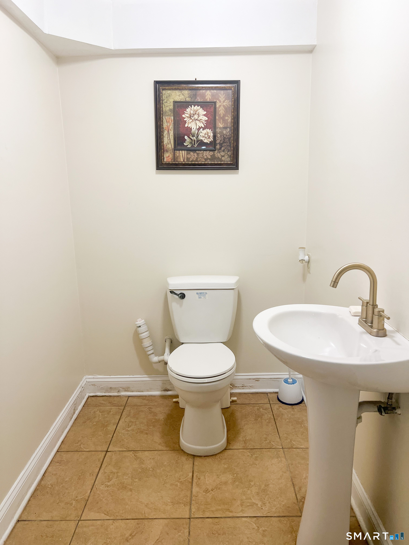 Photo 24 of Townhouse for sale at 70 Sunrise Ave #70, Fairfield, CT 06824 | MLS# 24205792 | Listing updated on 2026-09-10