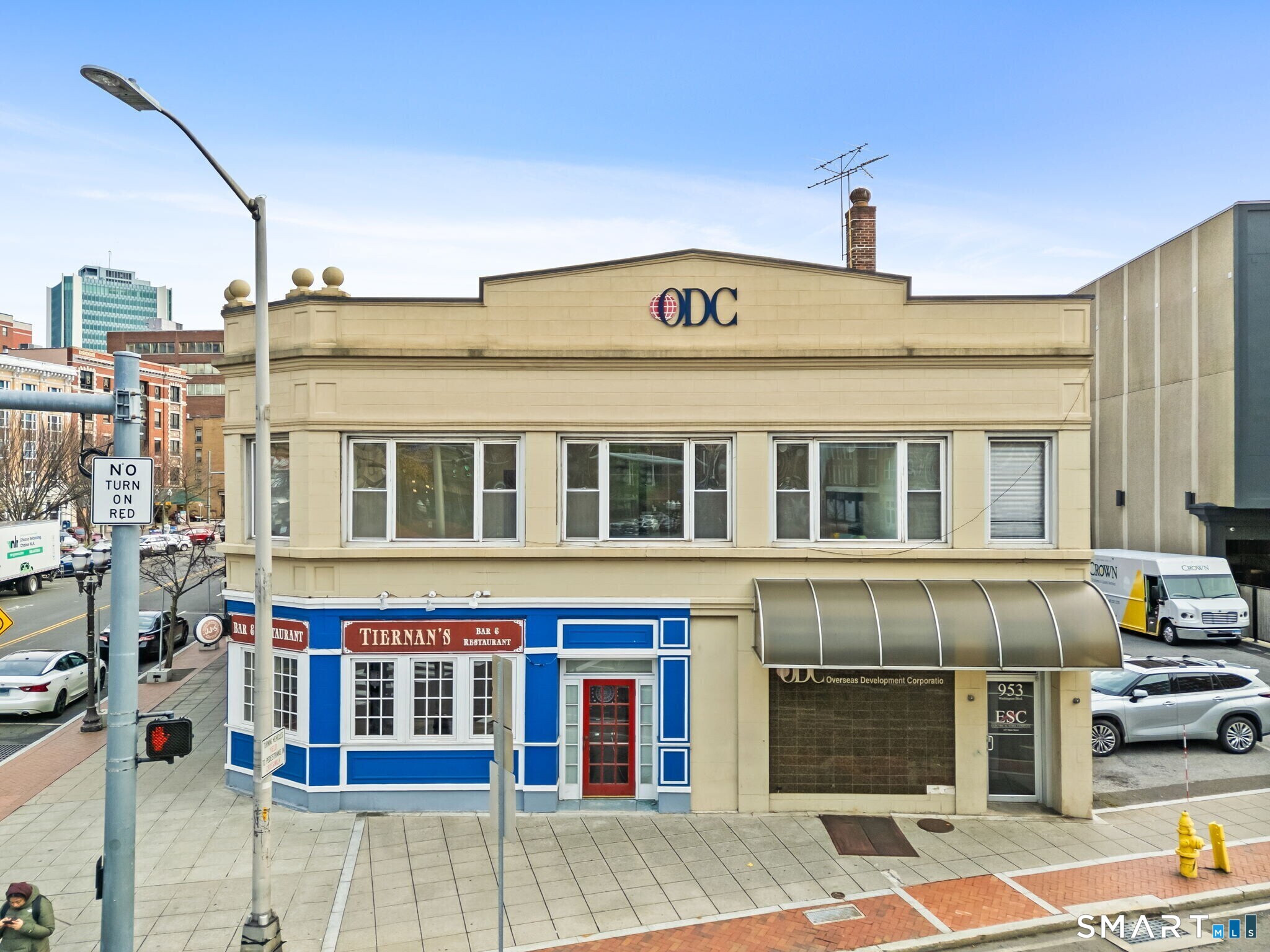 953 Washington Boulevard, Stamford, Connecticut photo 2