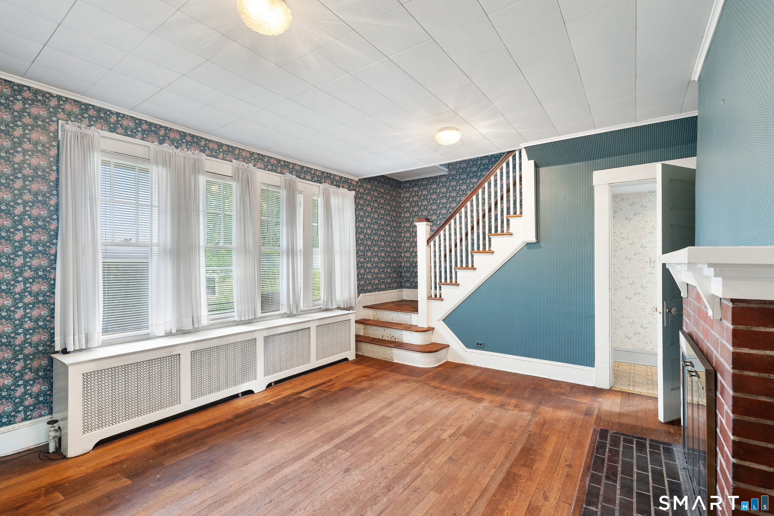 184 Ward Street photo 10