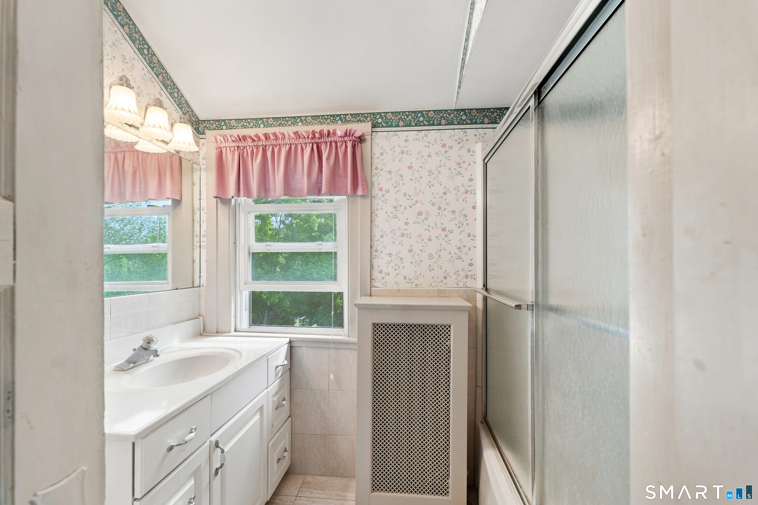 184 Ward Street photo 18