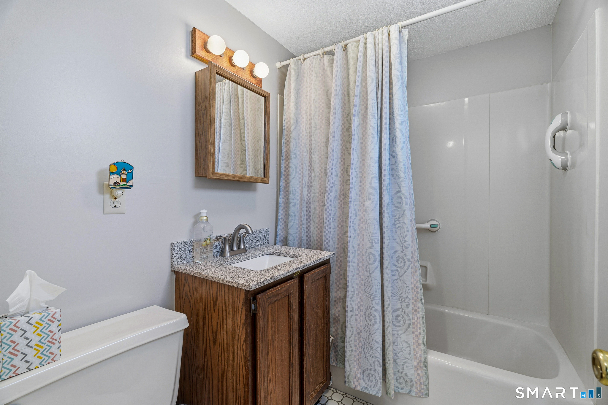 14 Biscayne Boulevard photo 23