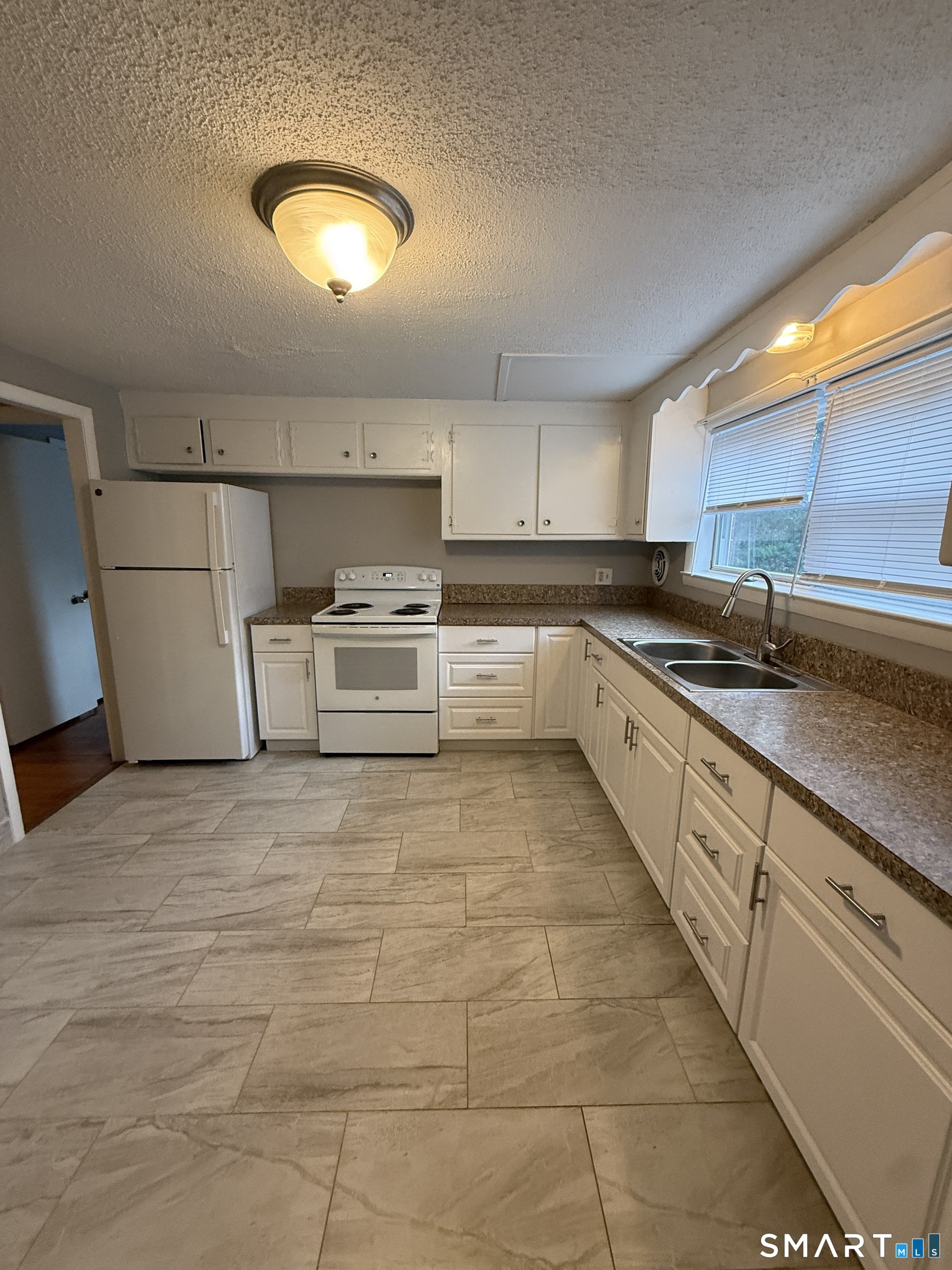 21 Hartford Avenue Unit #13 photo 2
