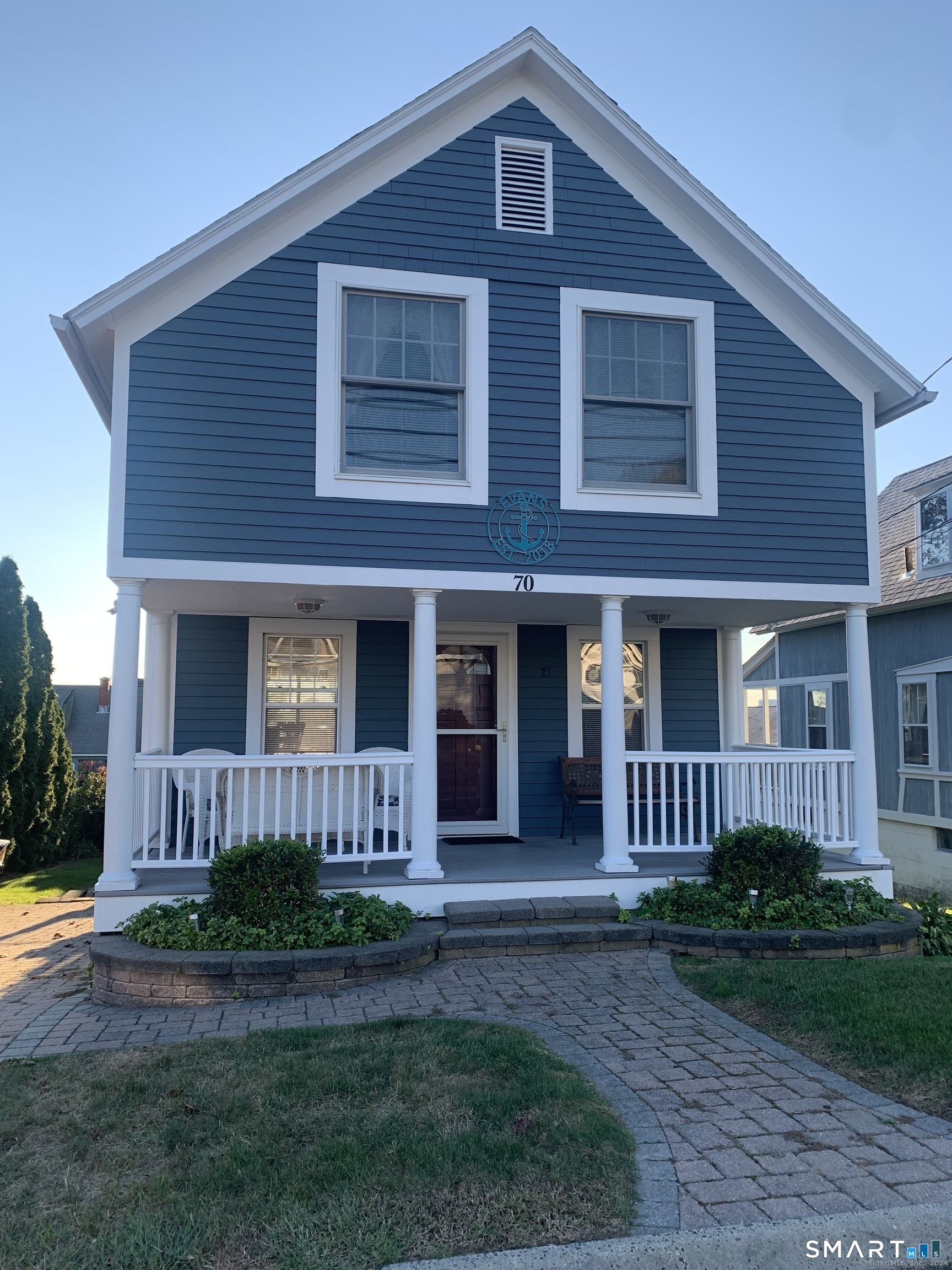 70 New Shore Road
