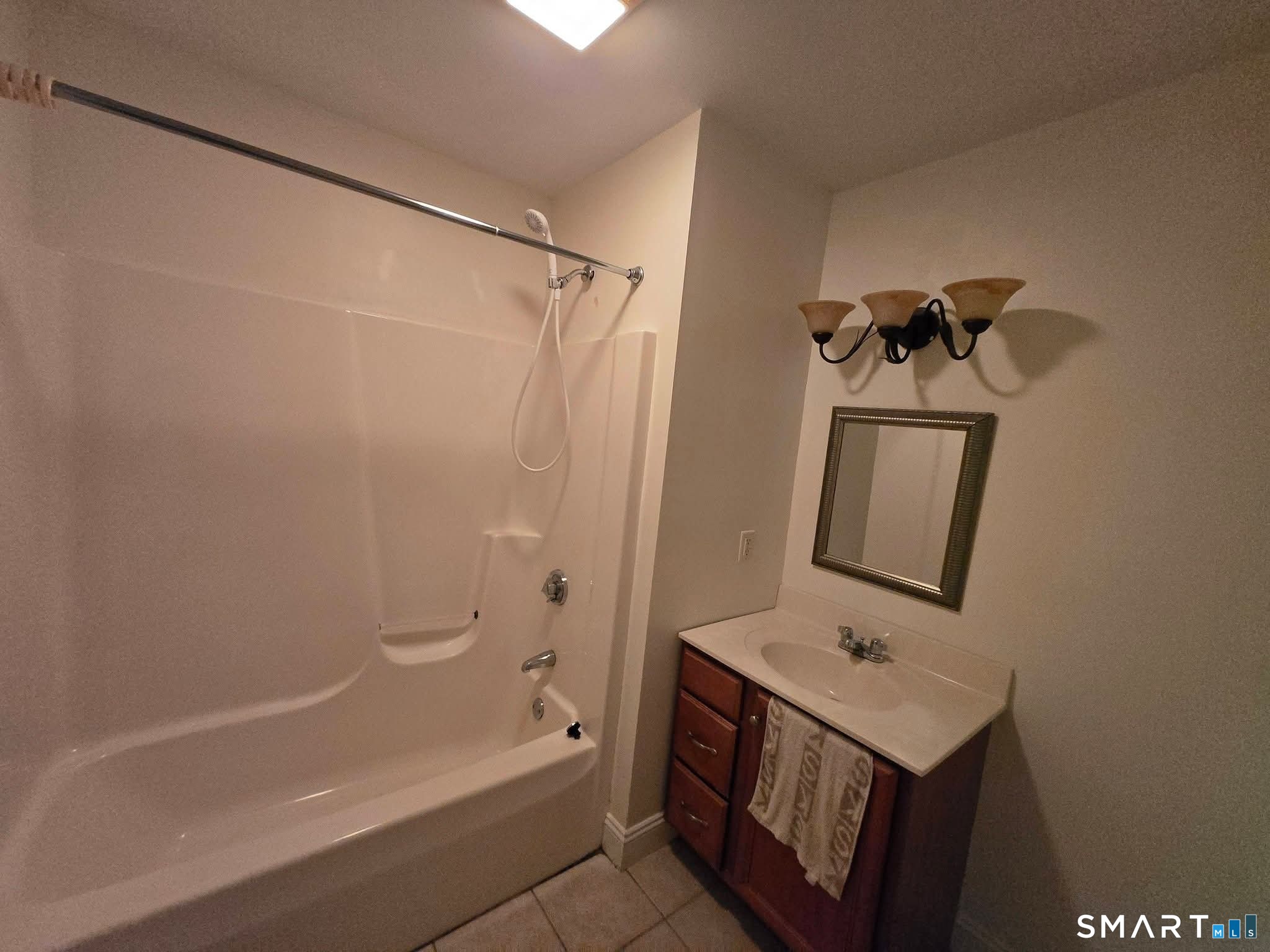 527 West Thames Street Unit #61 photo 24