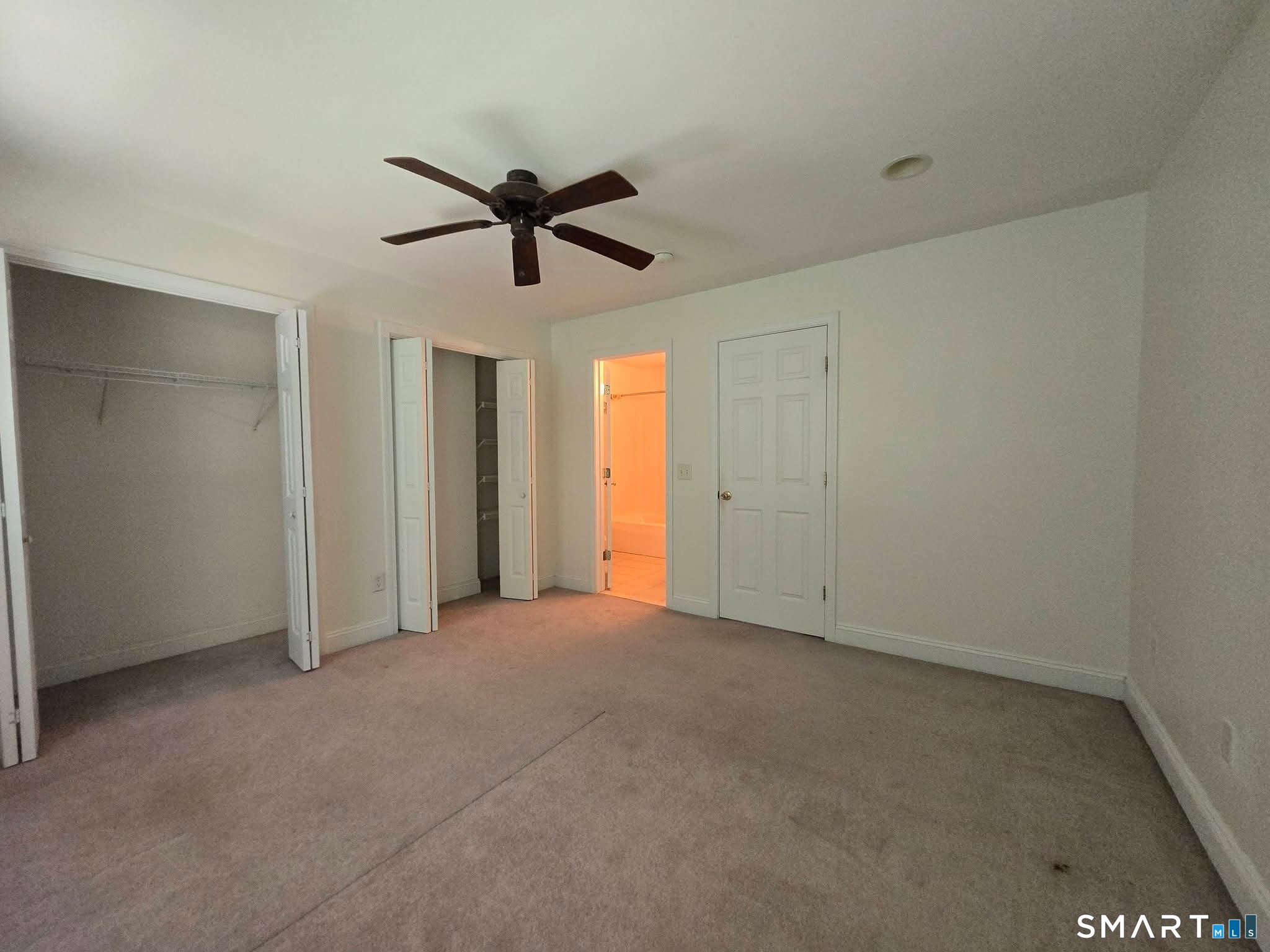 527 West Thames Street Unit #61 photo 25