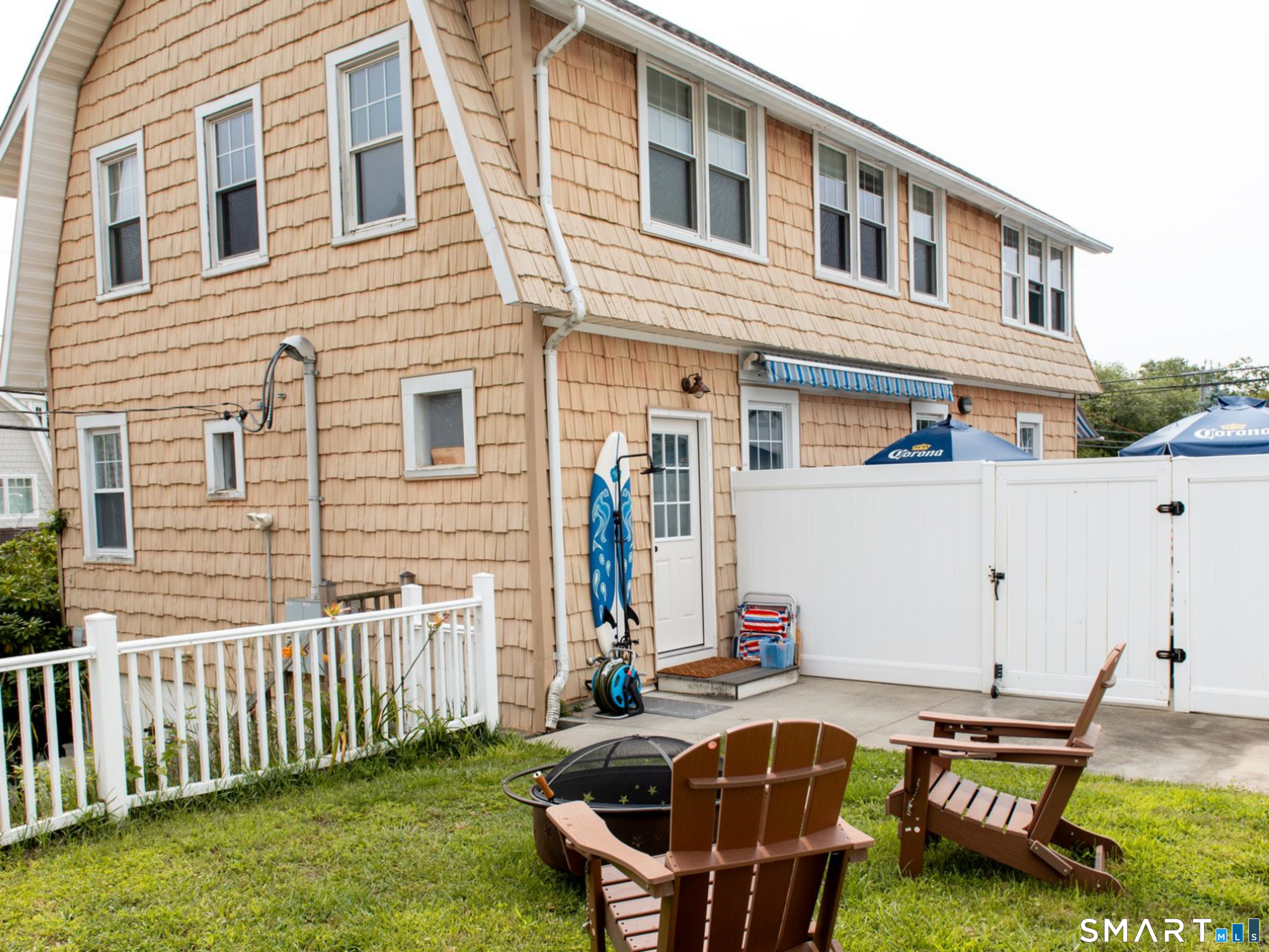 Black Point, East Lyme, CT 06333