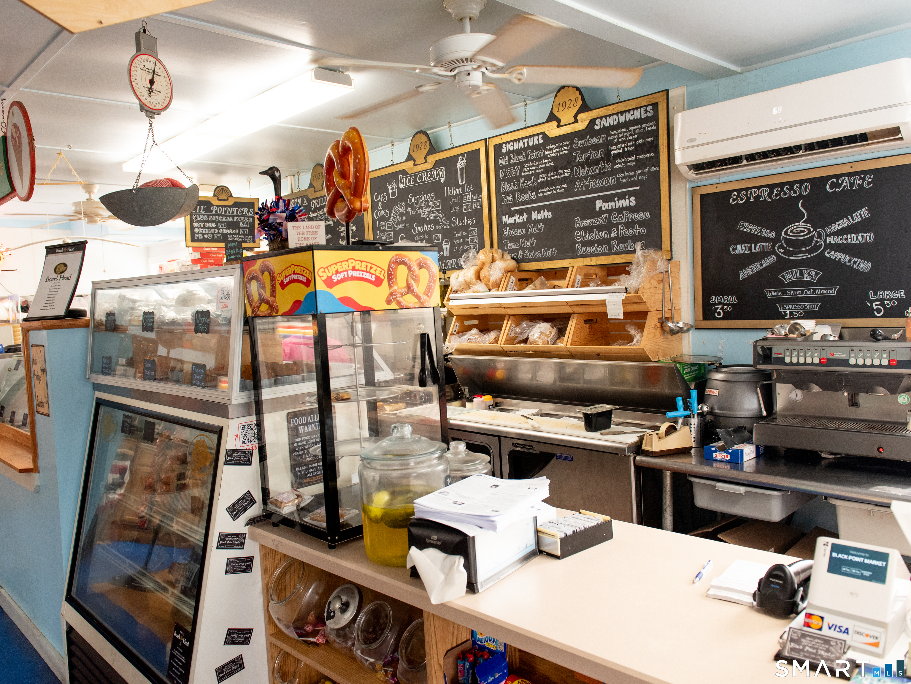 Black Point, East Lyme, CT 06333
