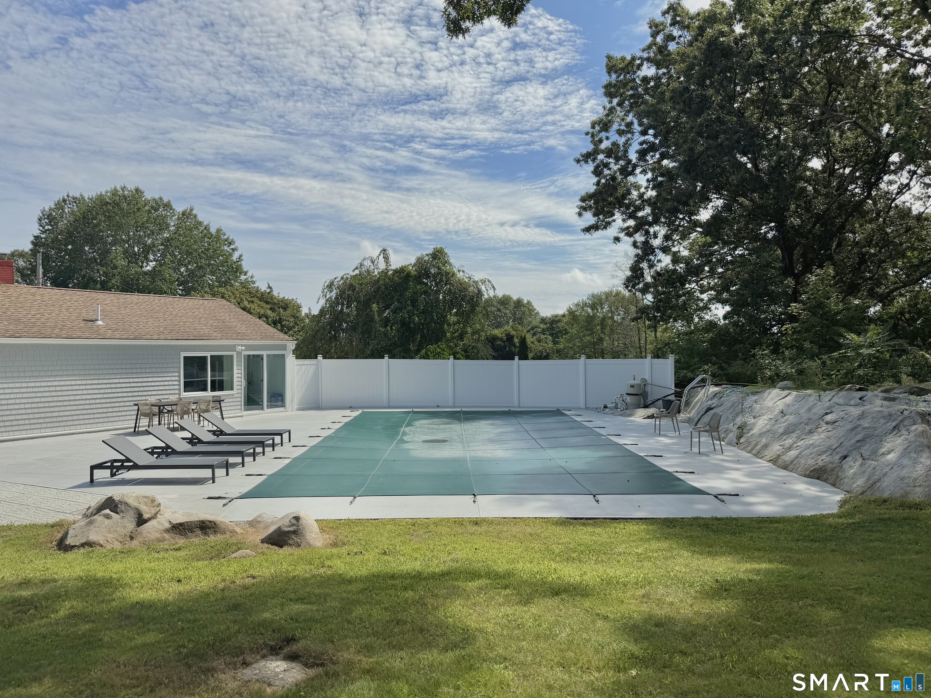 Photo 3 of Single family home for sale at 29 Blueberry Hl Rd, Groton, CT 06340 | MLS# 24201346 | Listing updated on 2026-09-16