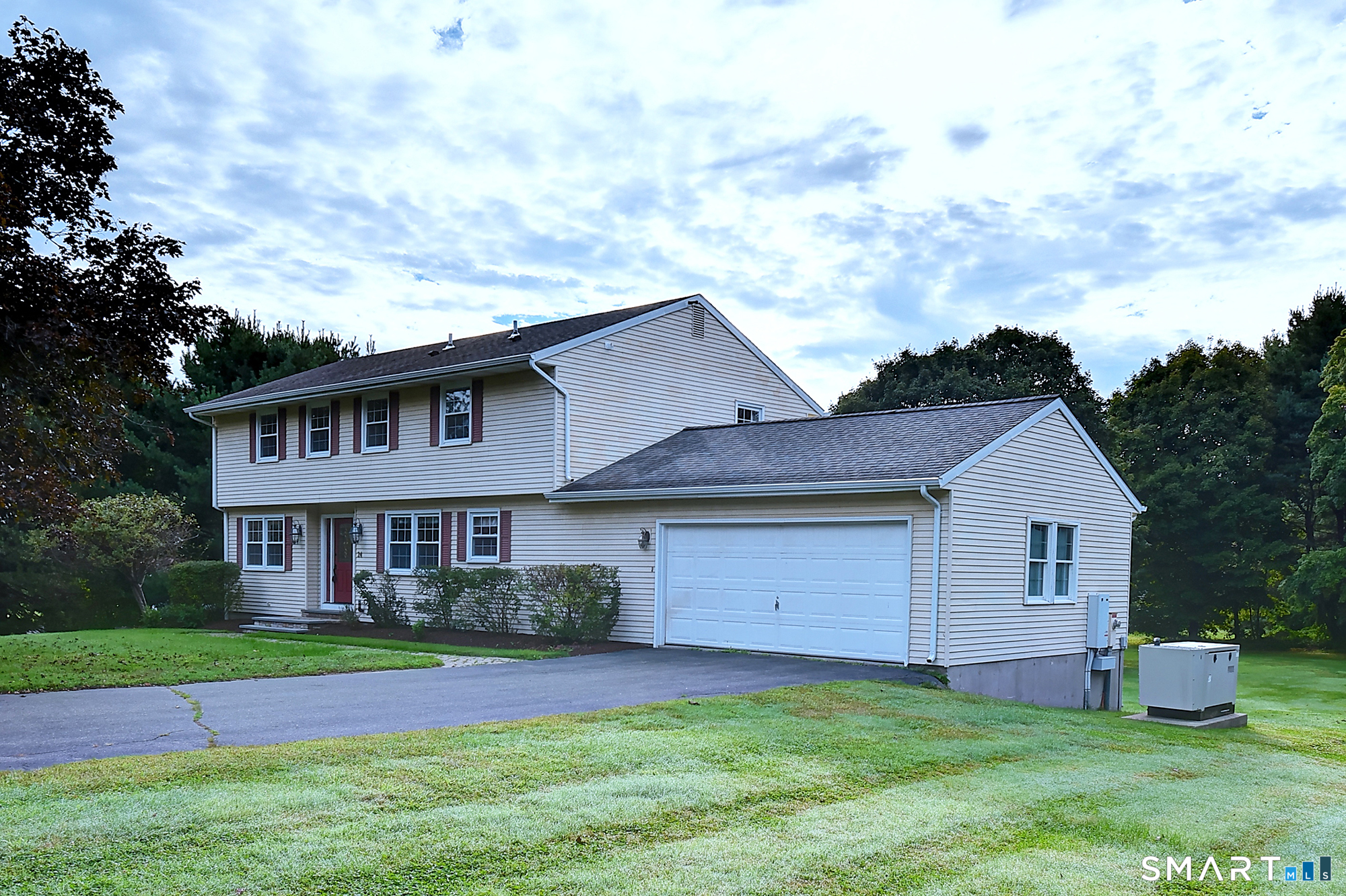 Photo 4 of Single family home for sale at 24 Canaan Way, Simsbury, CT 06070 | MLS# 24205163 | Listing updated on 2026-09-16