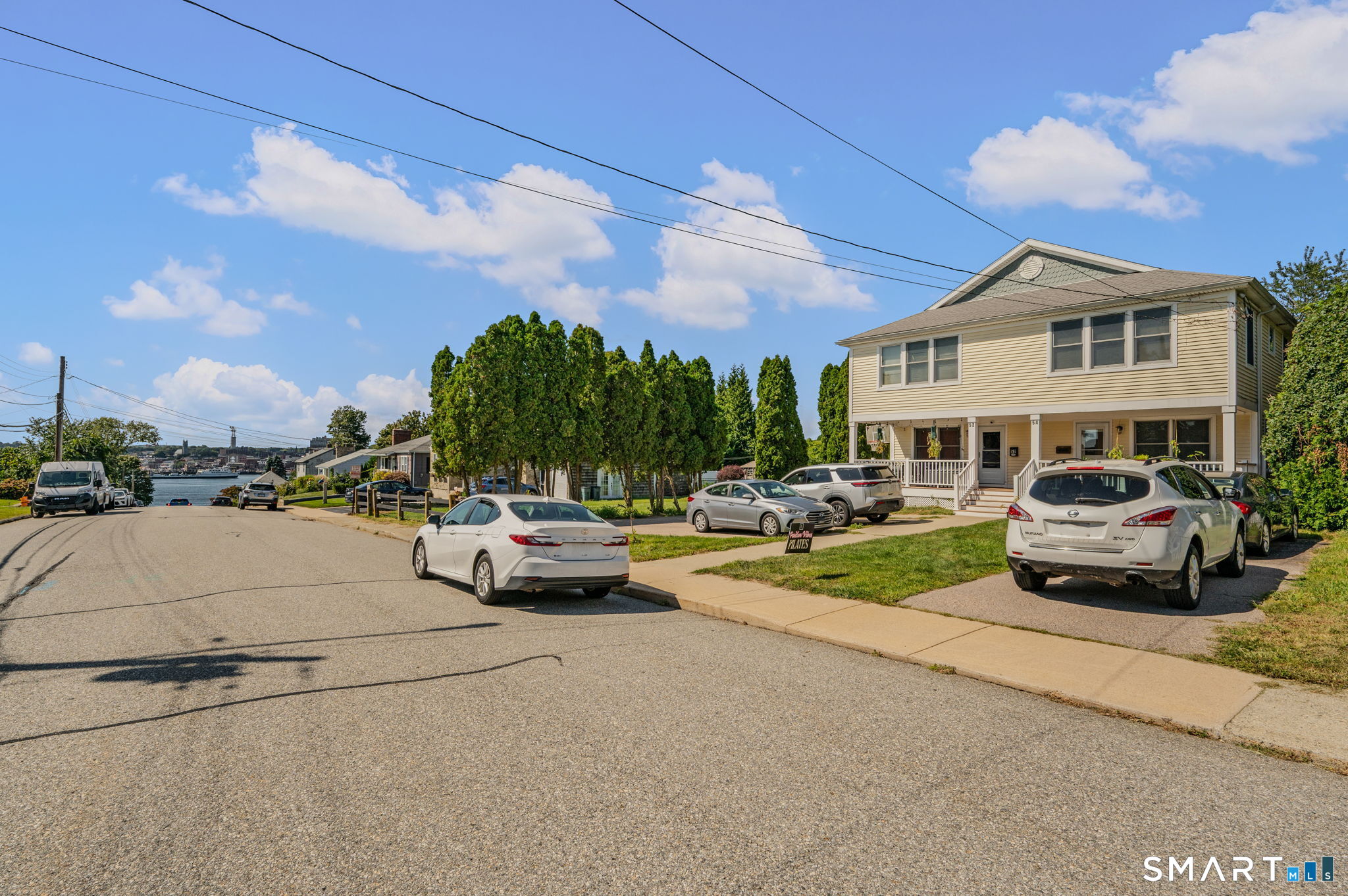 52-54 Baker Avenue photo 27