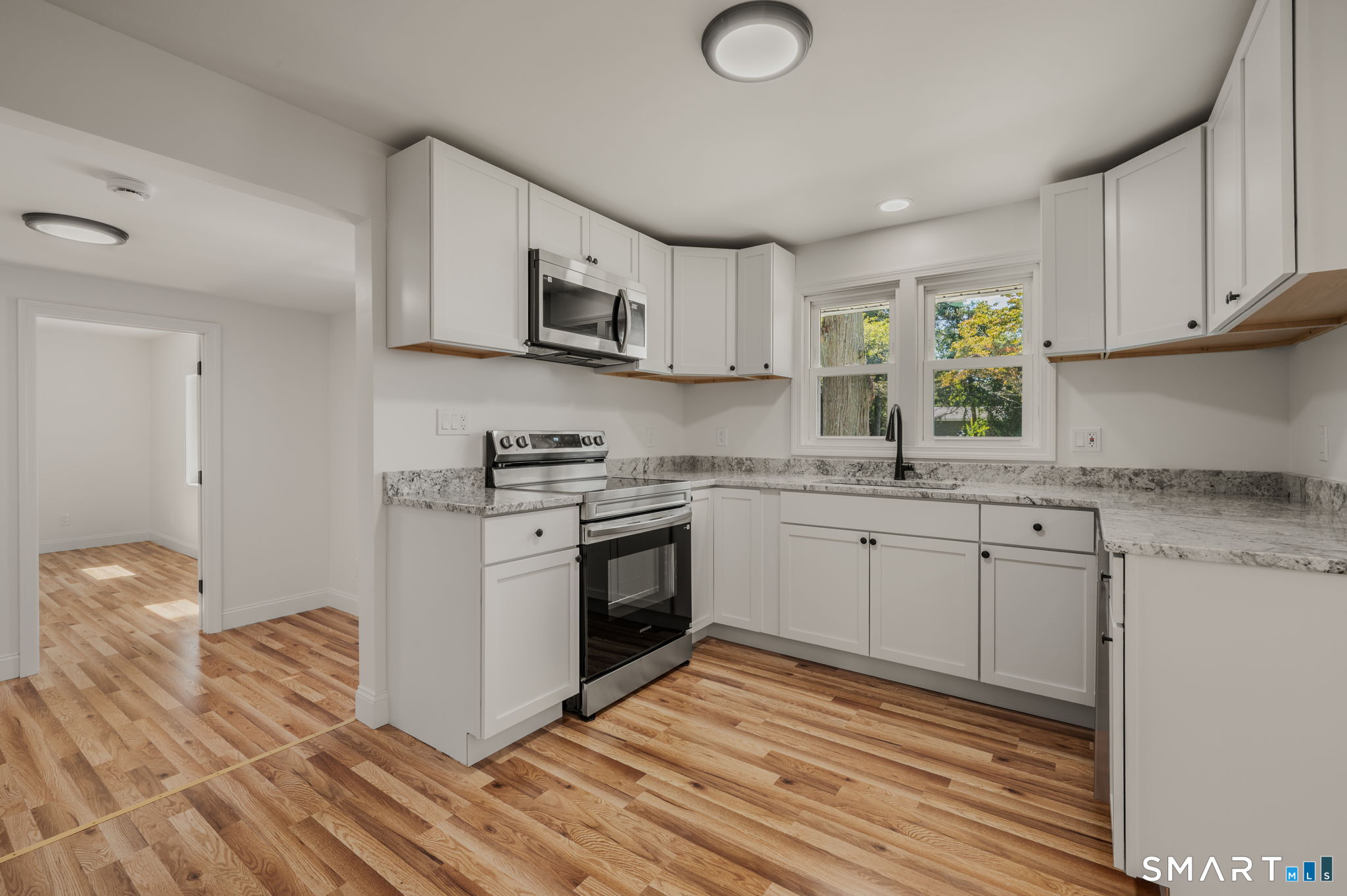 86 Pegasus Drive photo 22