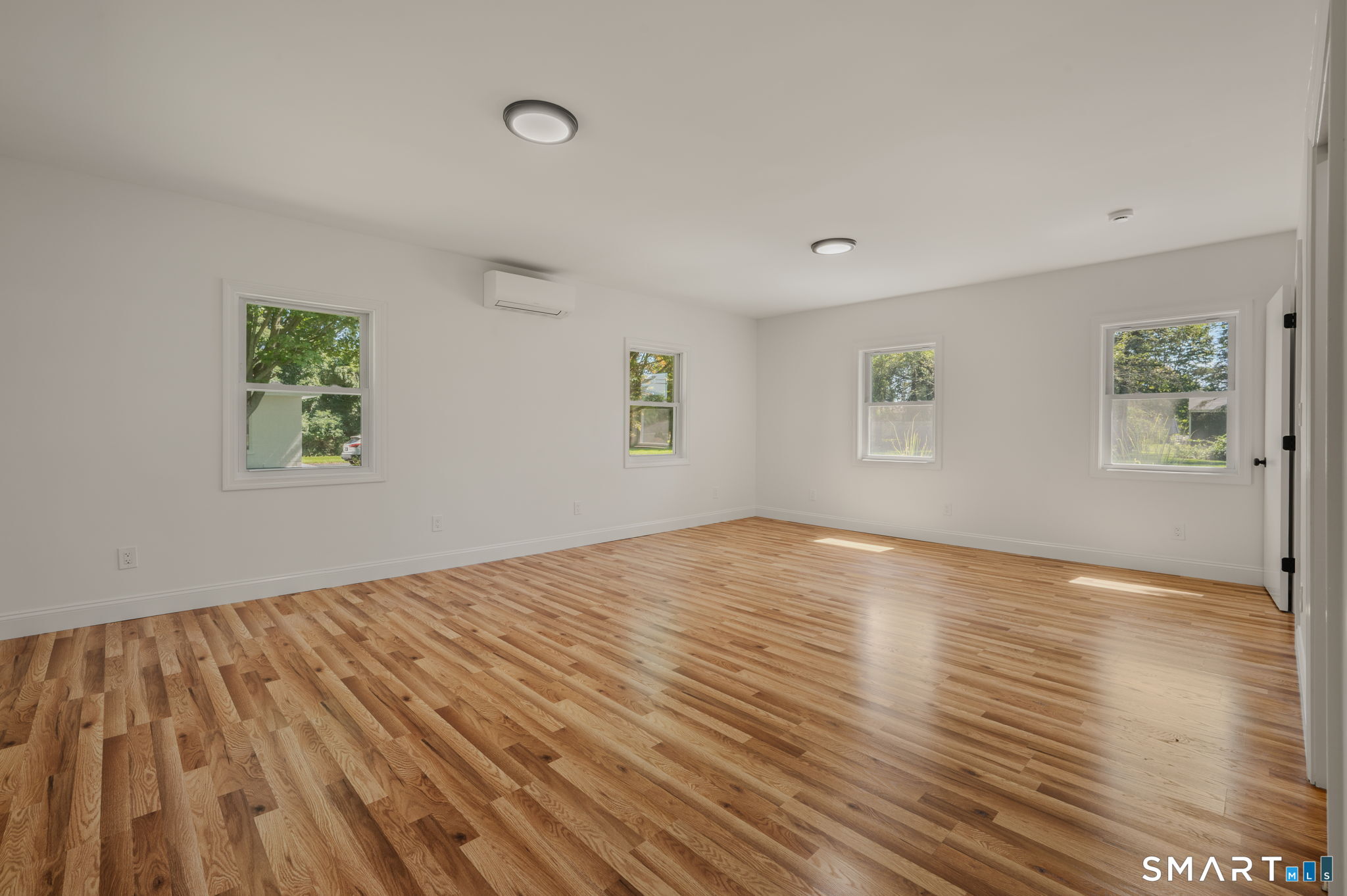 86 Pegasus Drive photo 29