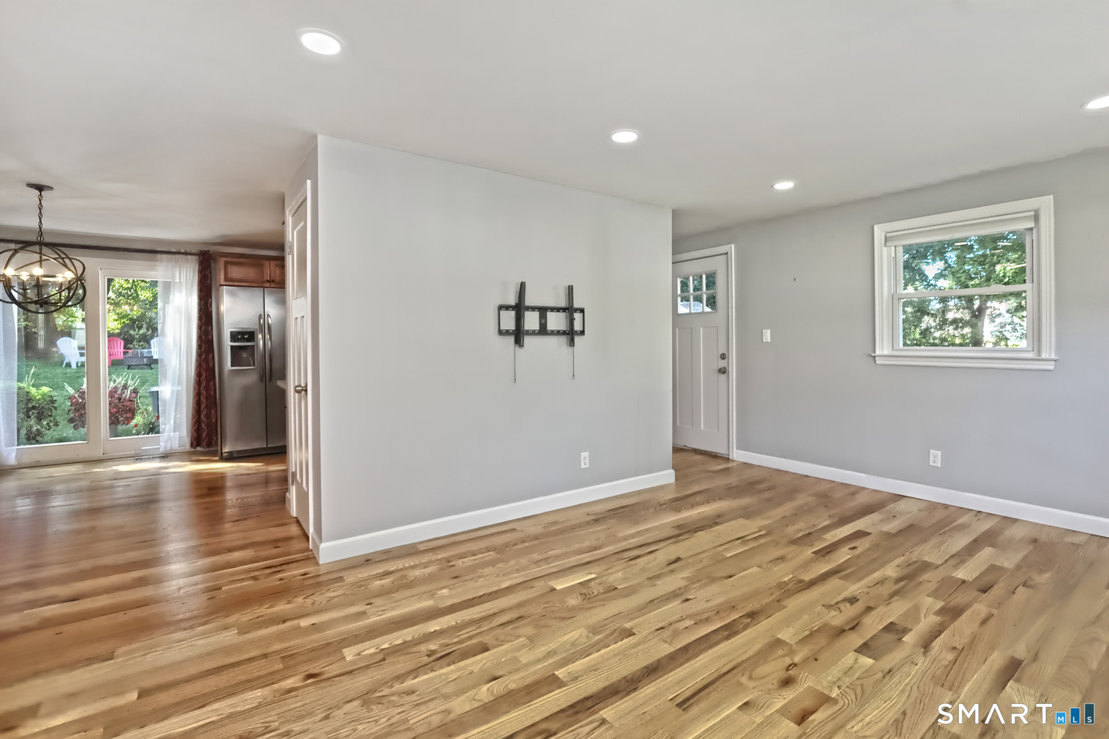 58 Round Hill Road photo 12
