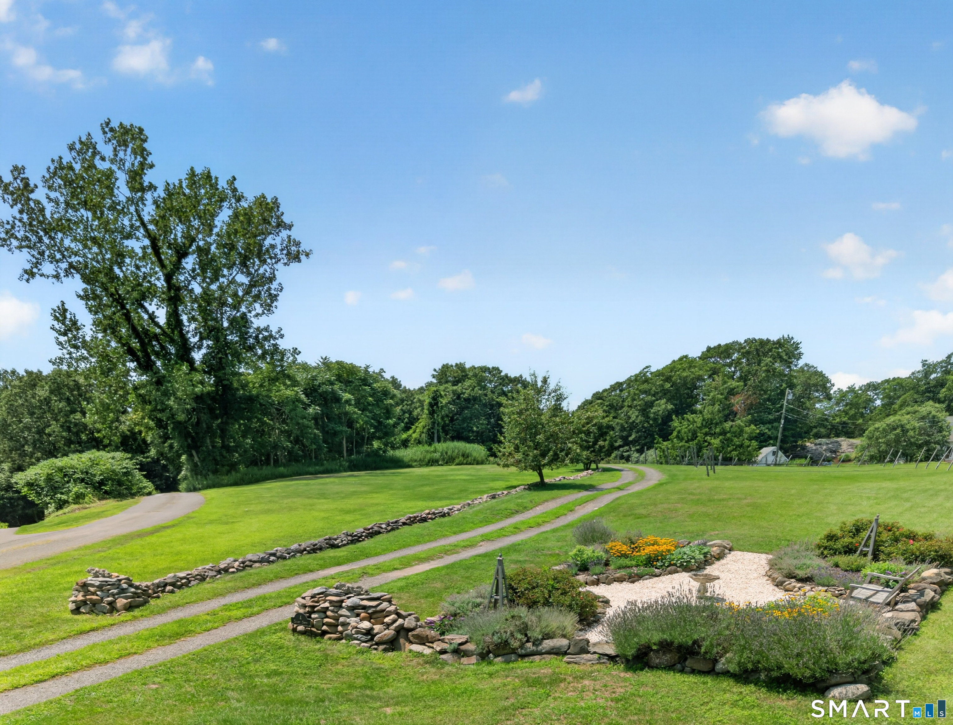 4 Chasse Drive photo 40