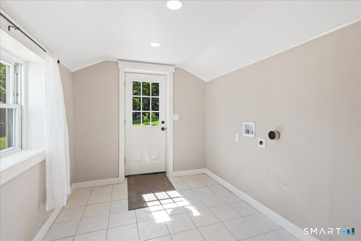 79 Seckar Road photo 18