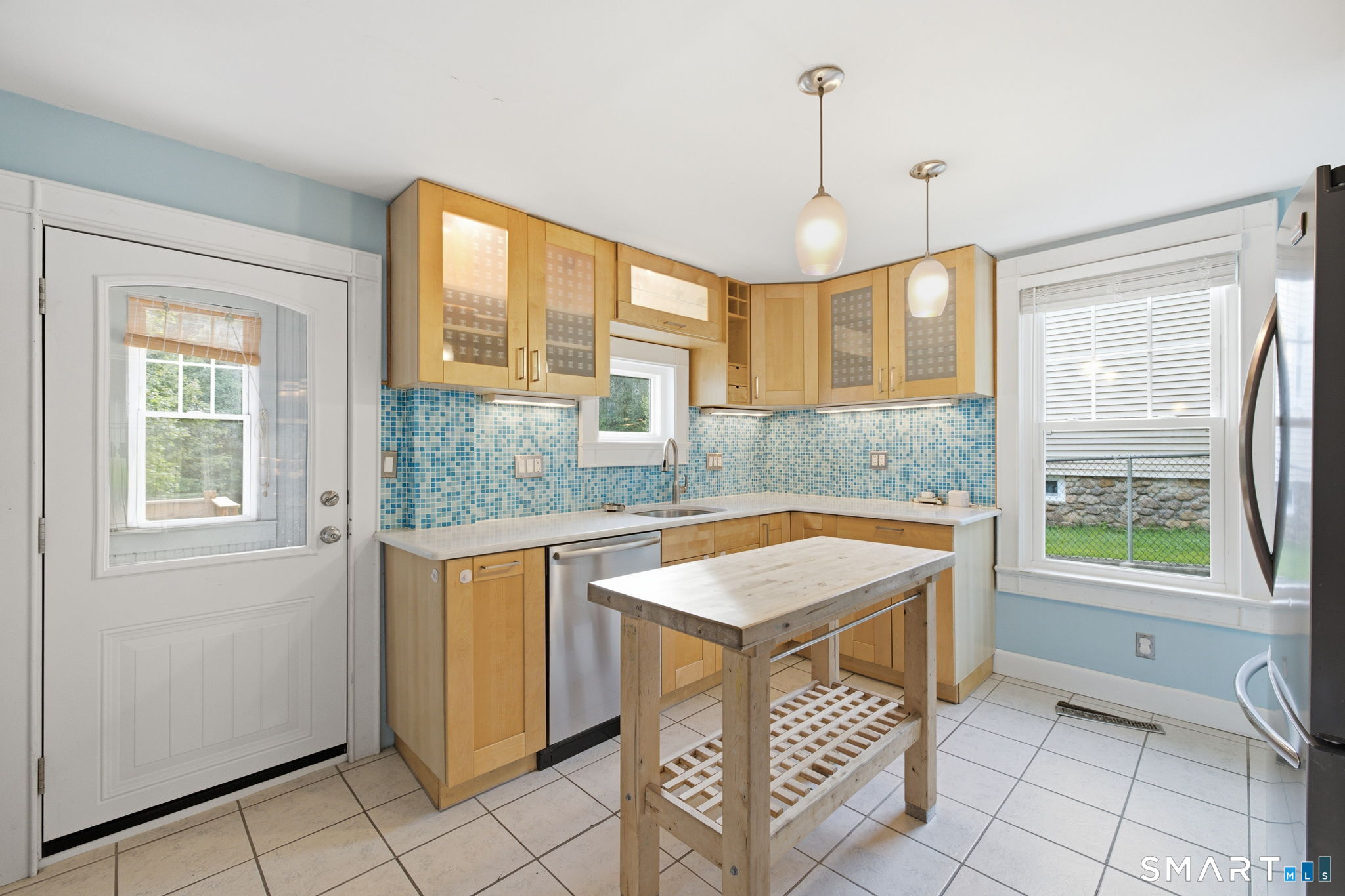 358 Reservoir Avenue photo 17