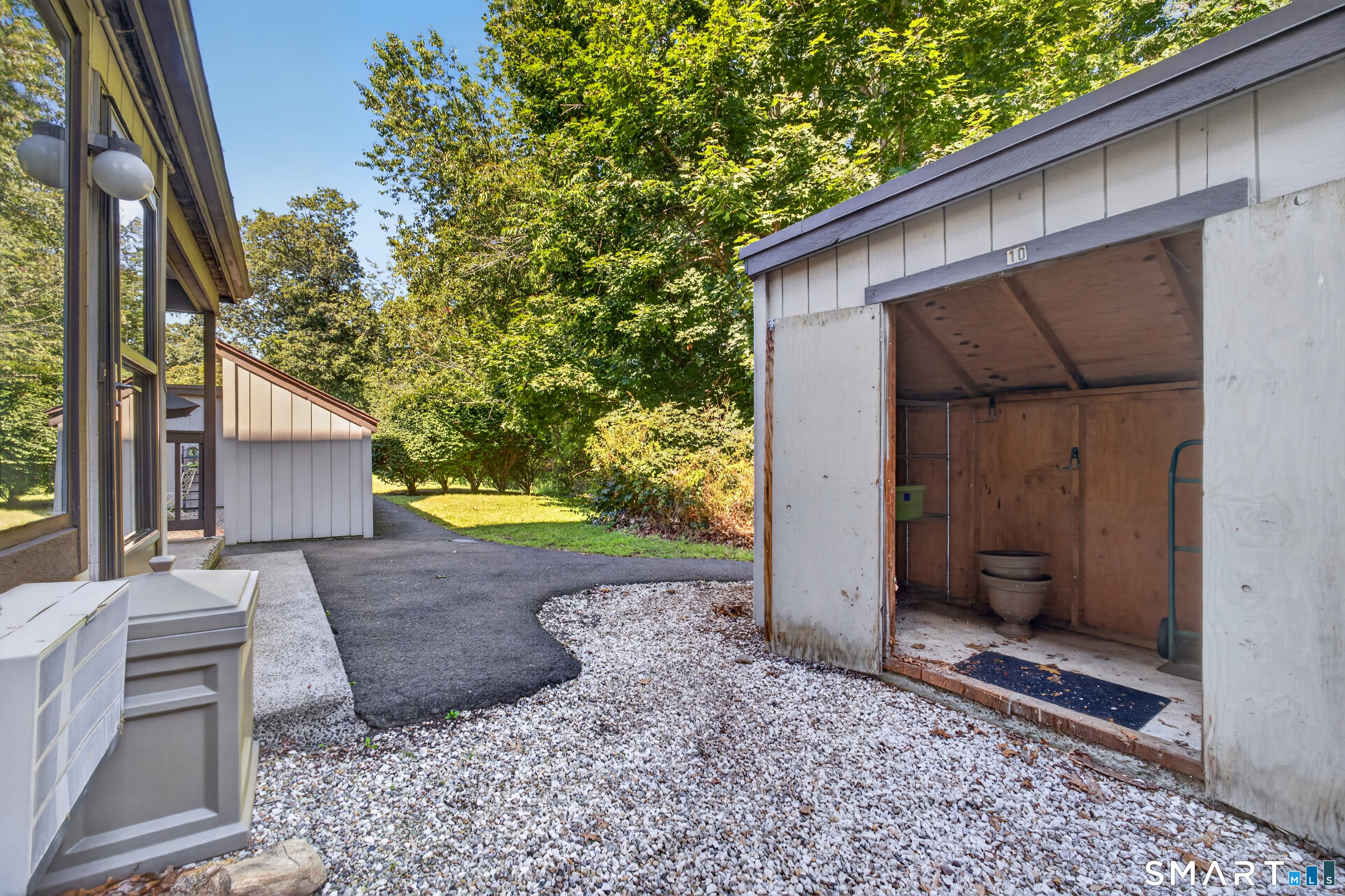 10 Pineview Drive Unit #D photo 35