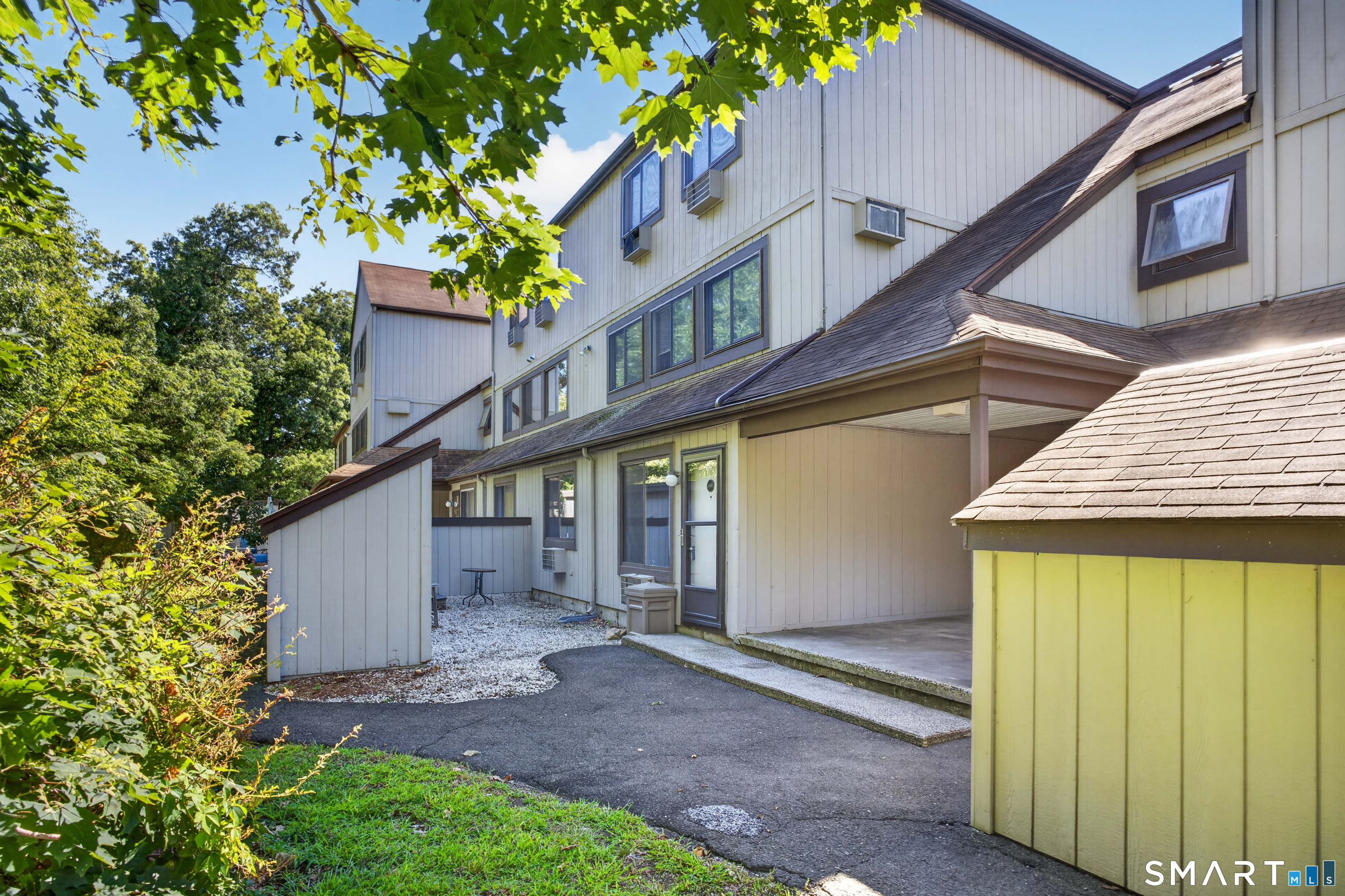 10 Pineview Drive Unit #D photo 38