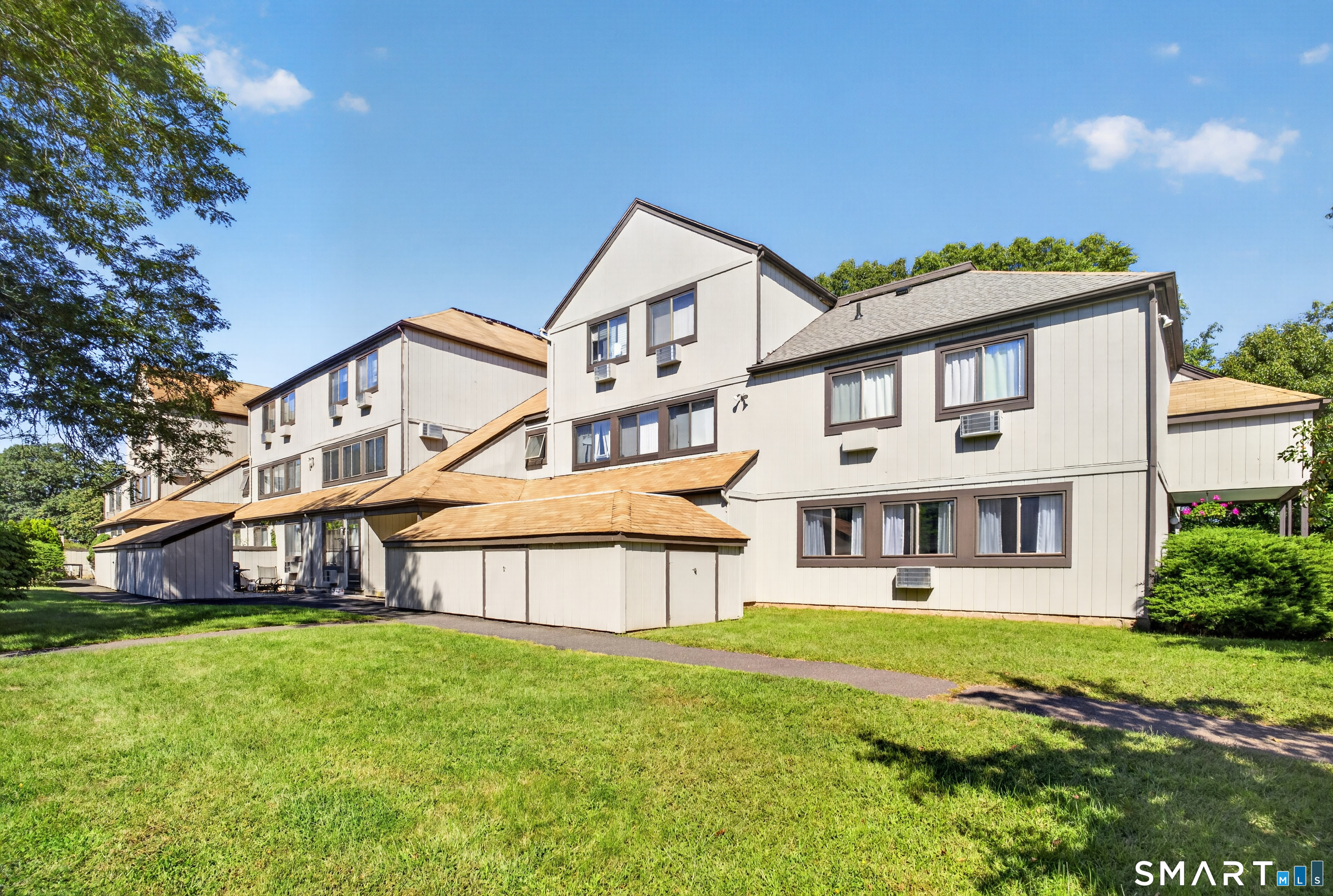 10 Pineview Drive Unit #D photo 37