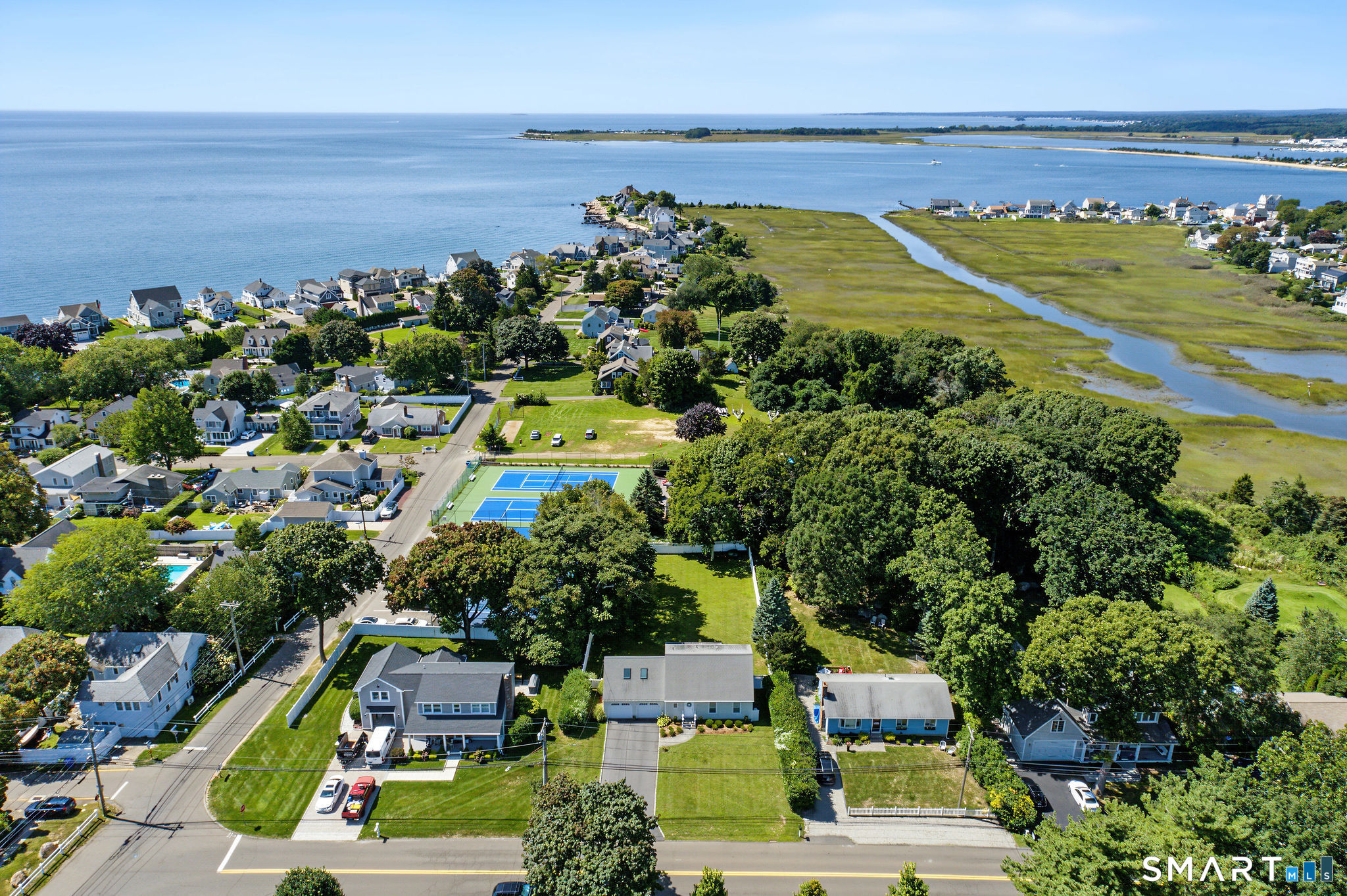 145 Beach Park Road photo 32