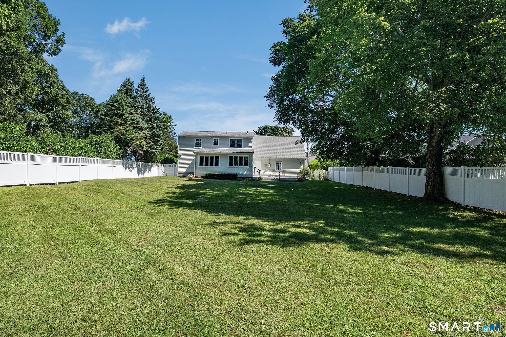 145 Beach Park Road photo 28