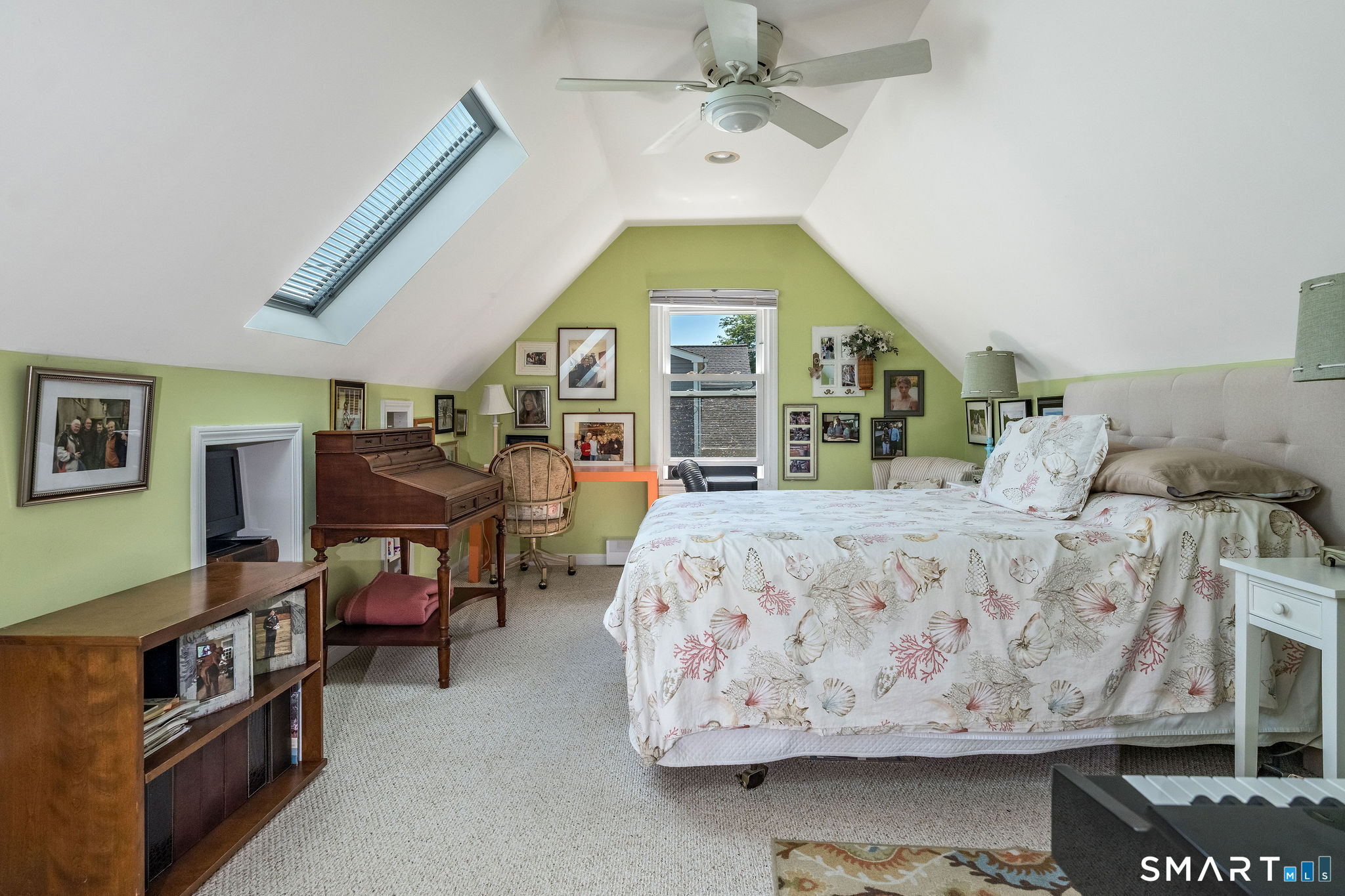 145 Beach Park Road photo 16
