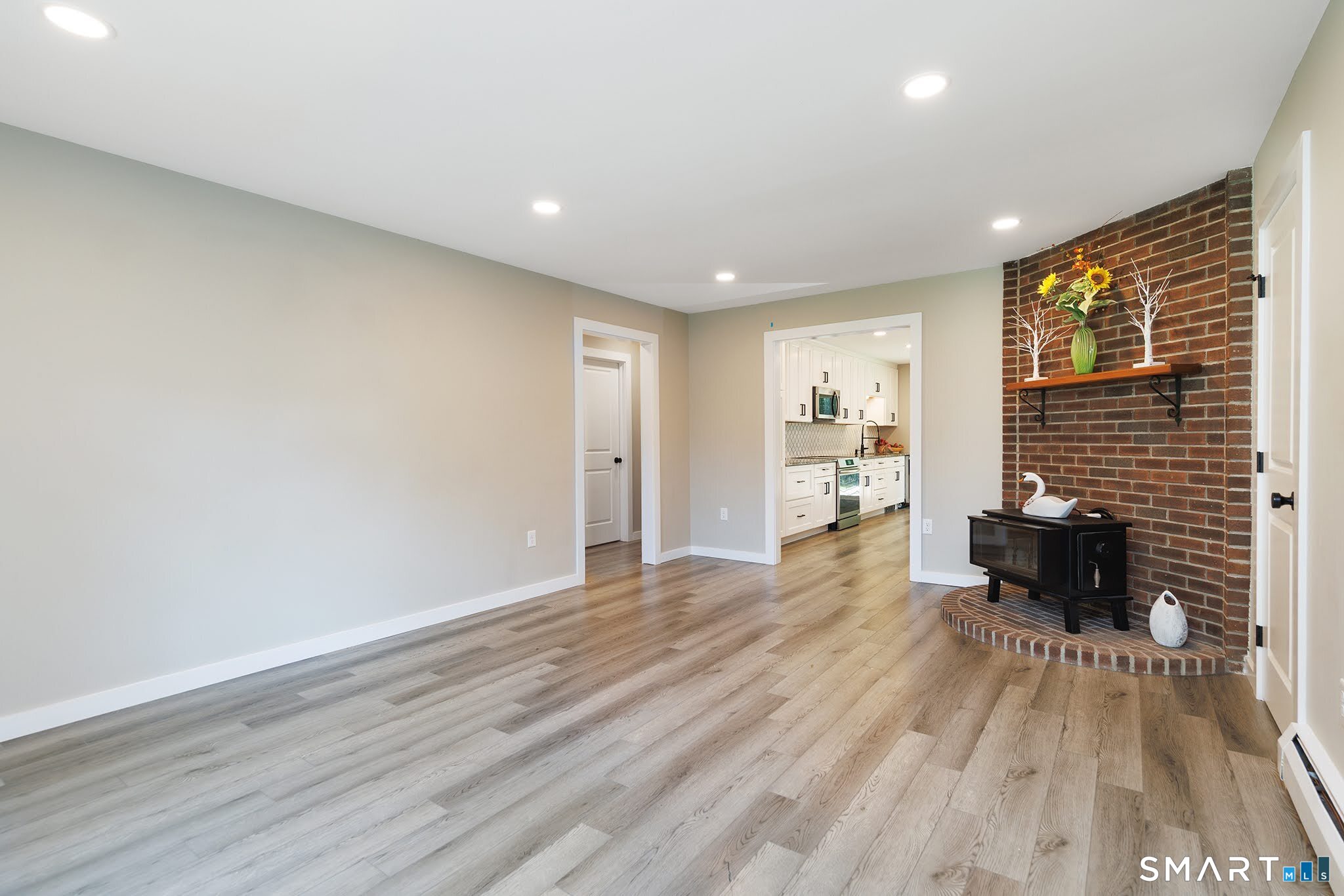 478 Wauregan Road photo 12