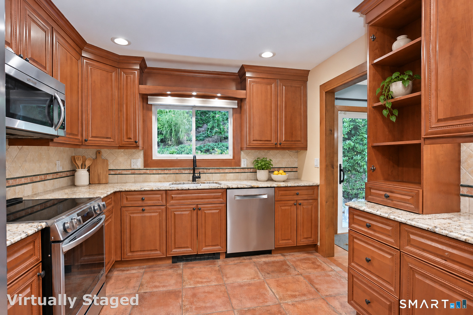 4 Frontier Lane photo 19