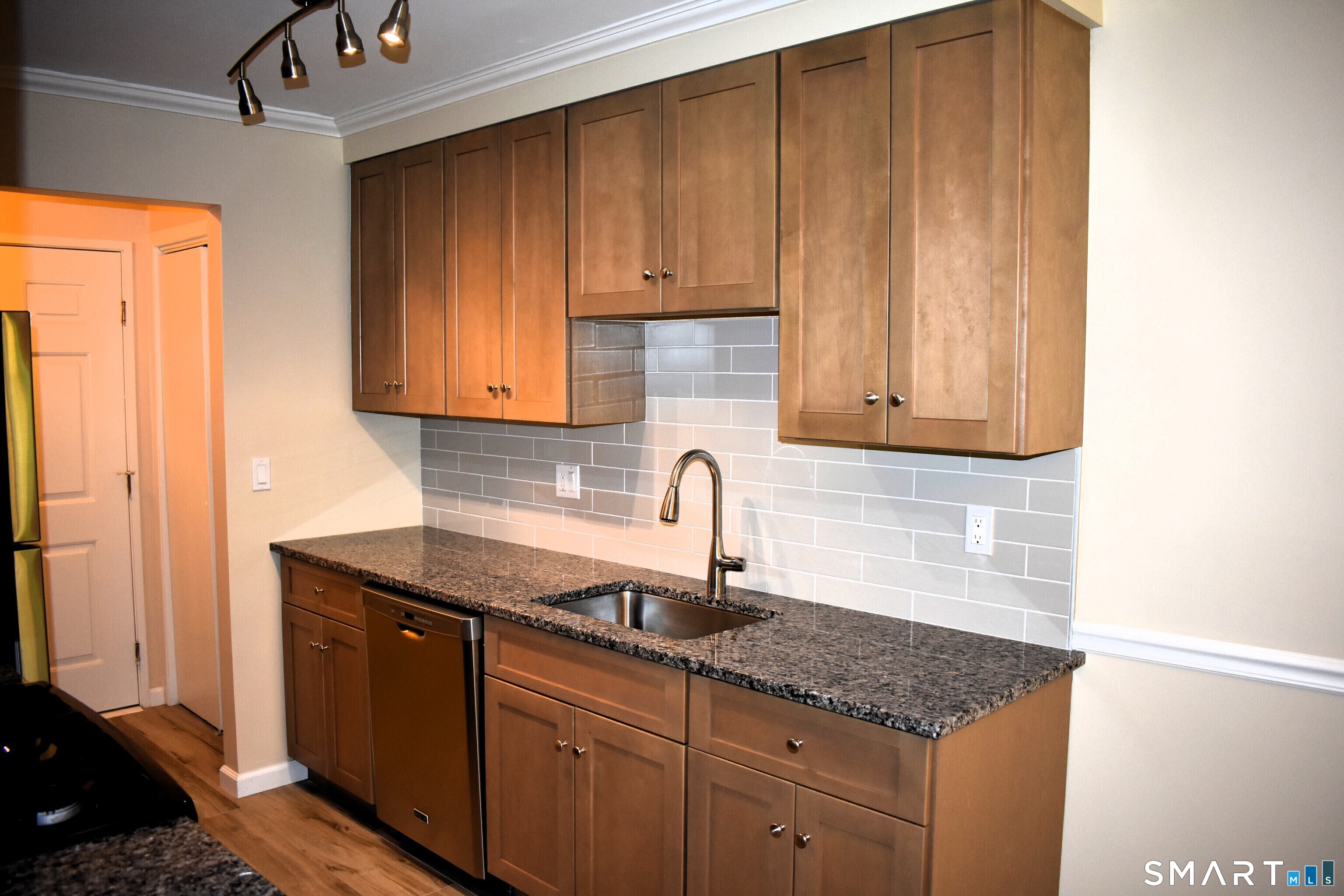 24 Teresa Place Unit #24 photo 3