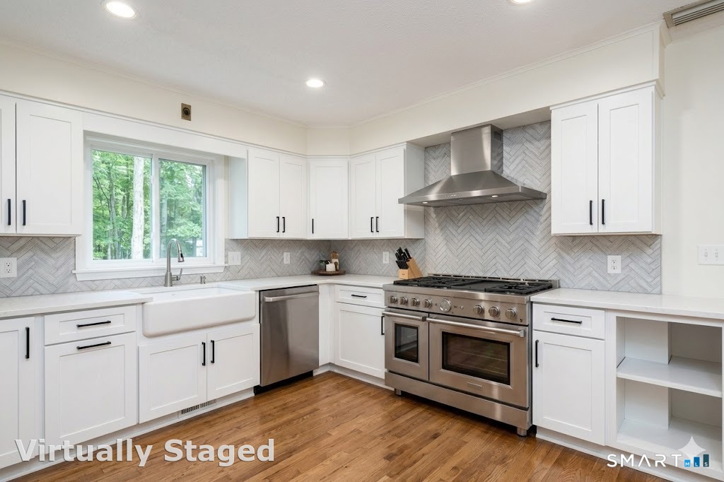 33 Hurds Hill Road photo 12