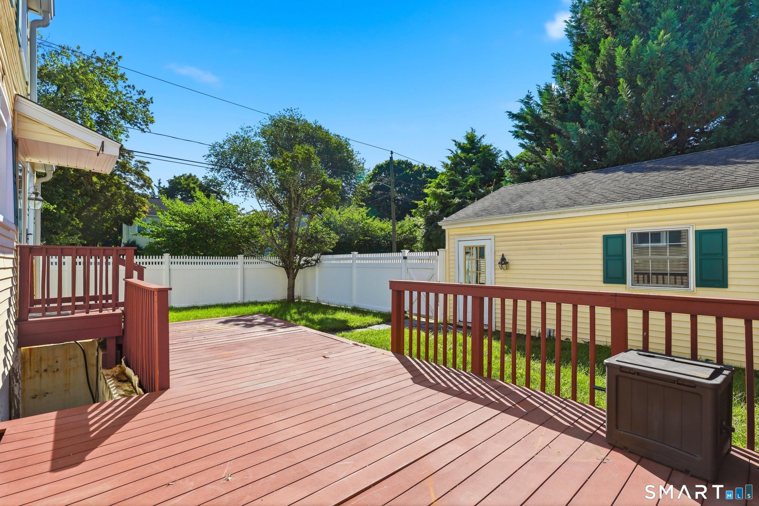 73 Tremont Avenue photo 30