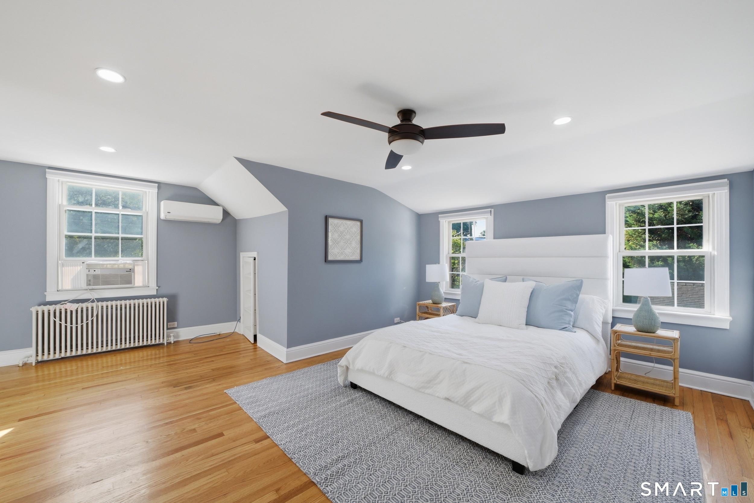 73 Tremont Avenue photo 15