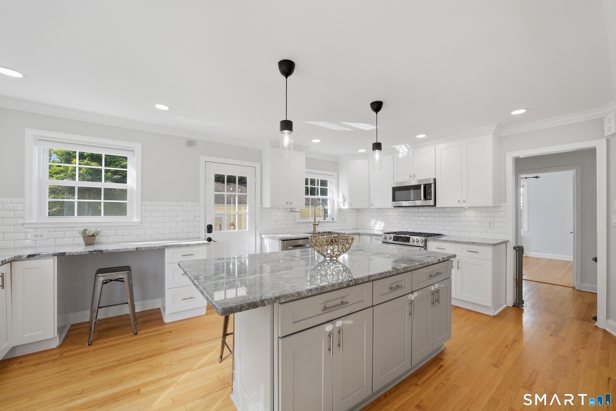 73 Tremont Avenue photo 12