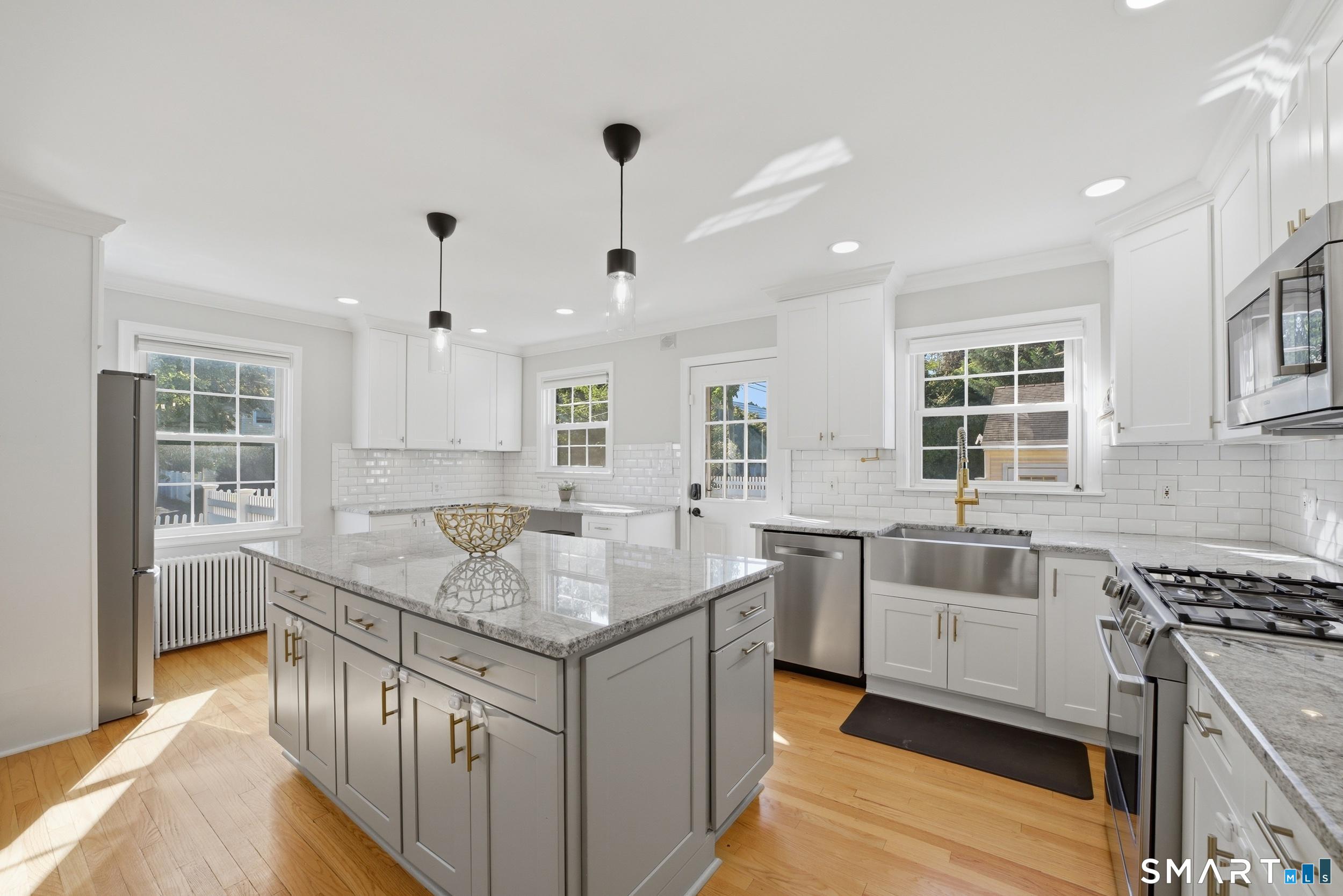 73 Tremont Avenue photo 13