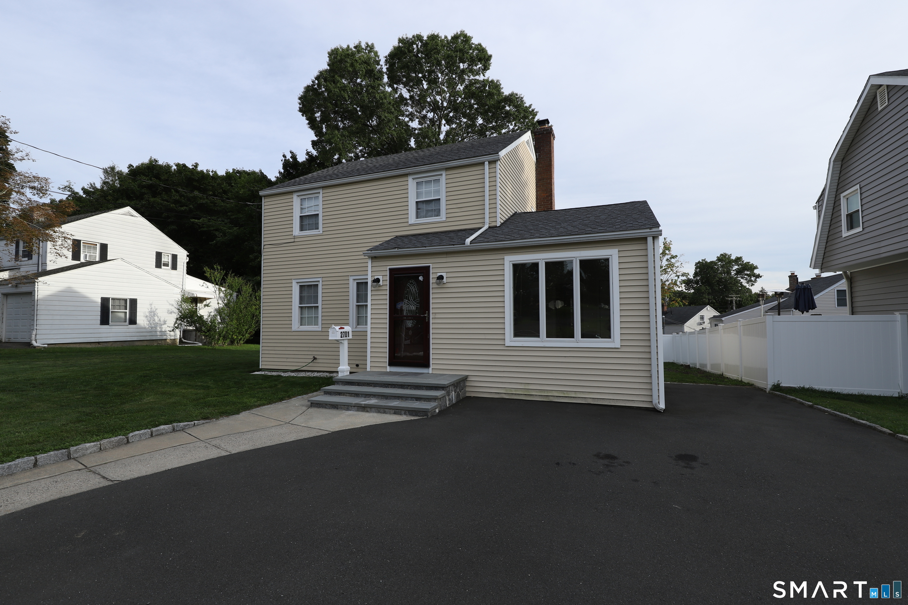 2701 Old Town Road photo 5
