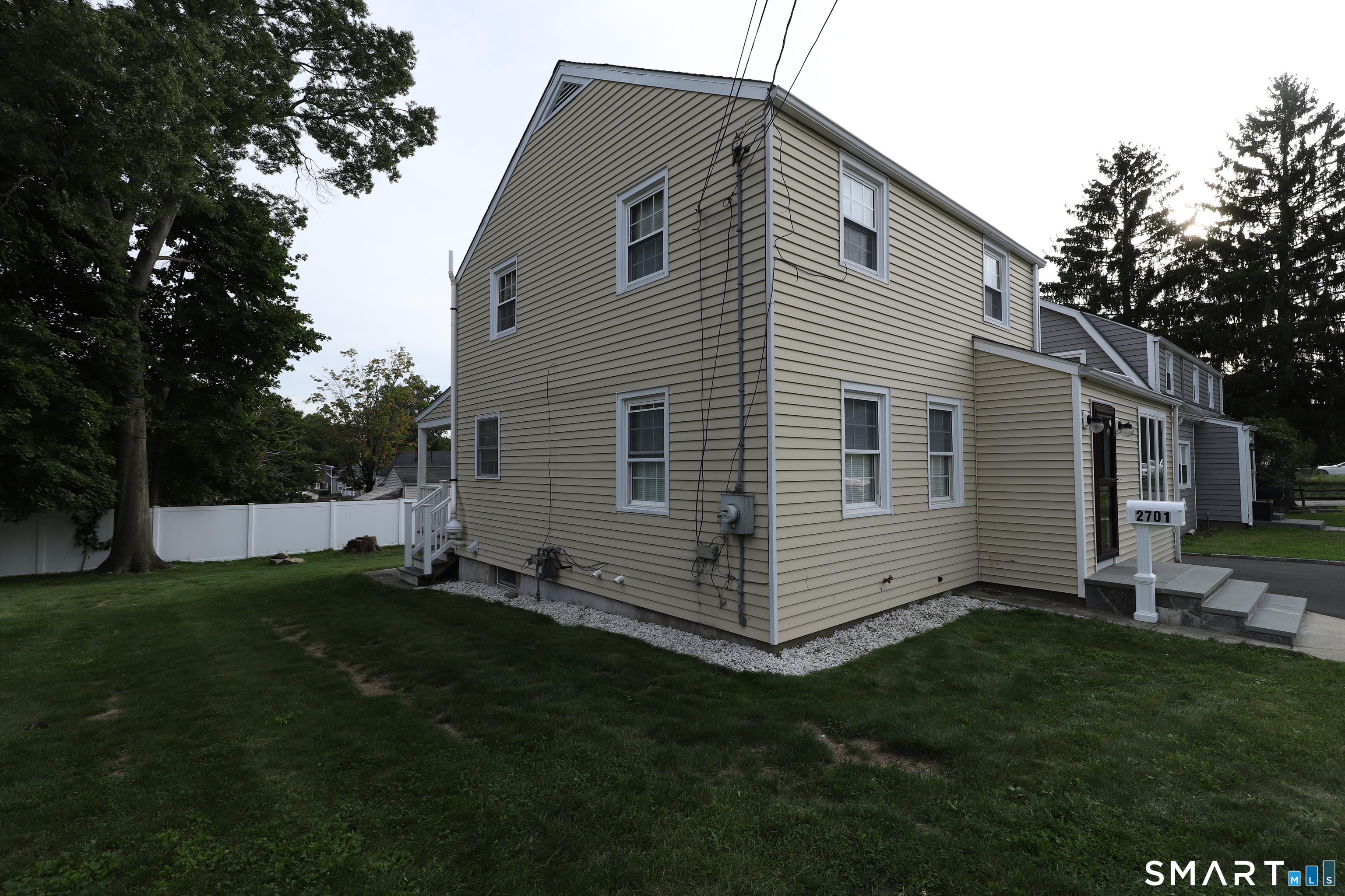 2701 Old Town Road photo 7