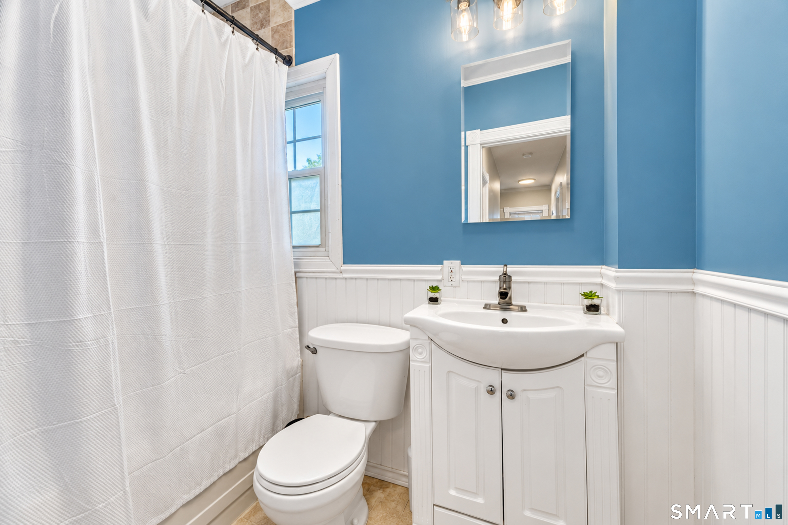 51 N Pearl Street photo 17