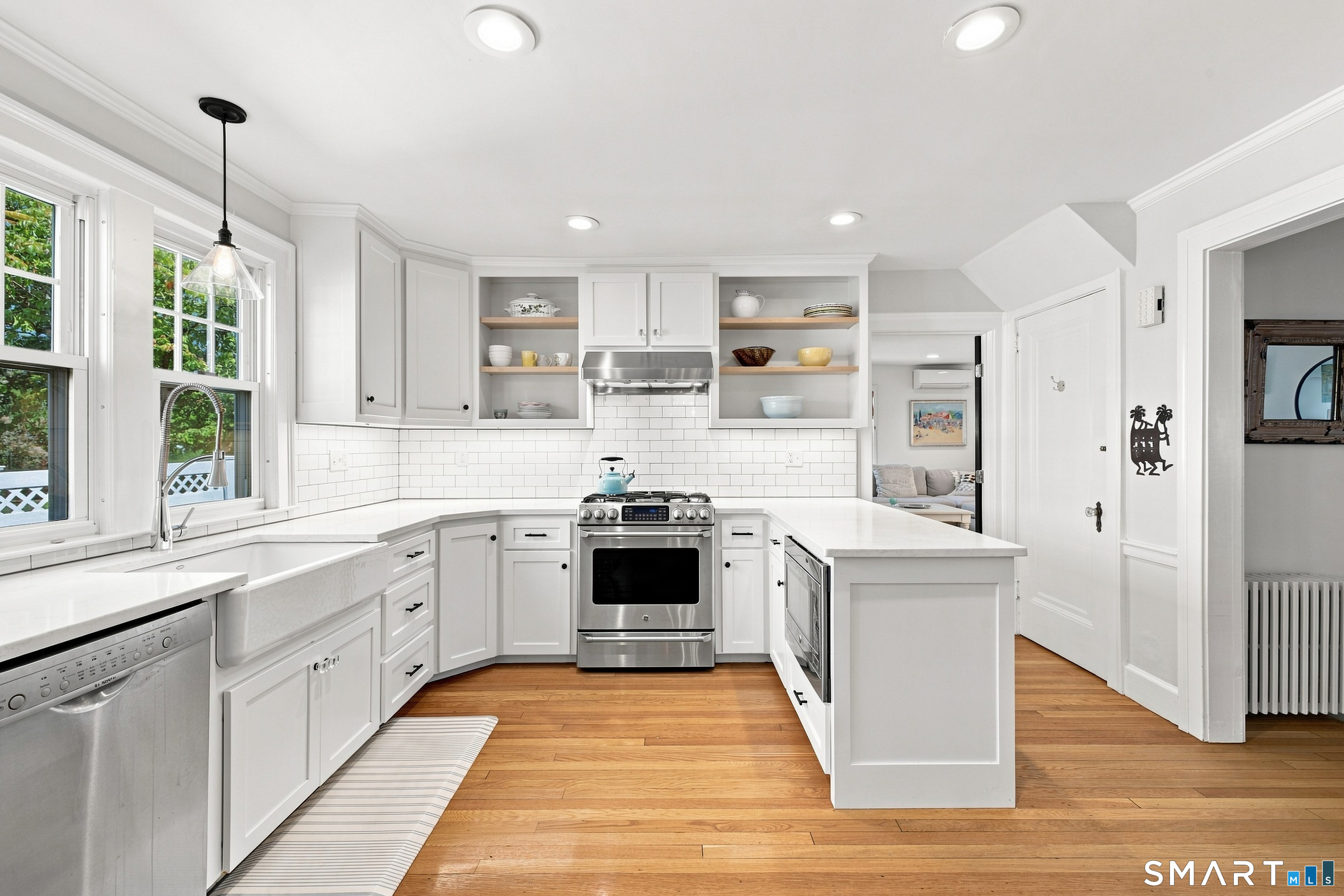 36 Newport Avenue photo 11