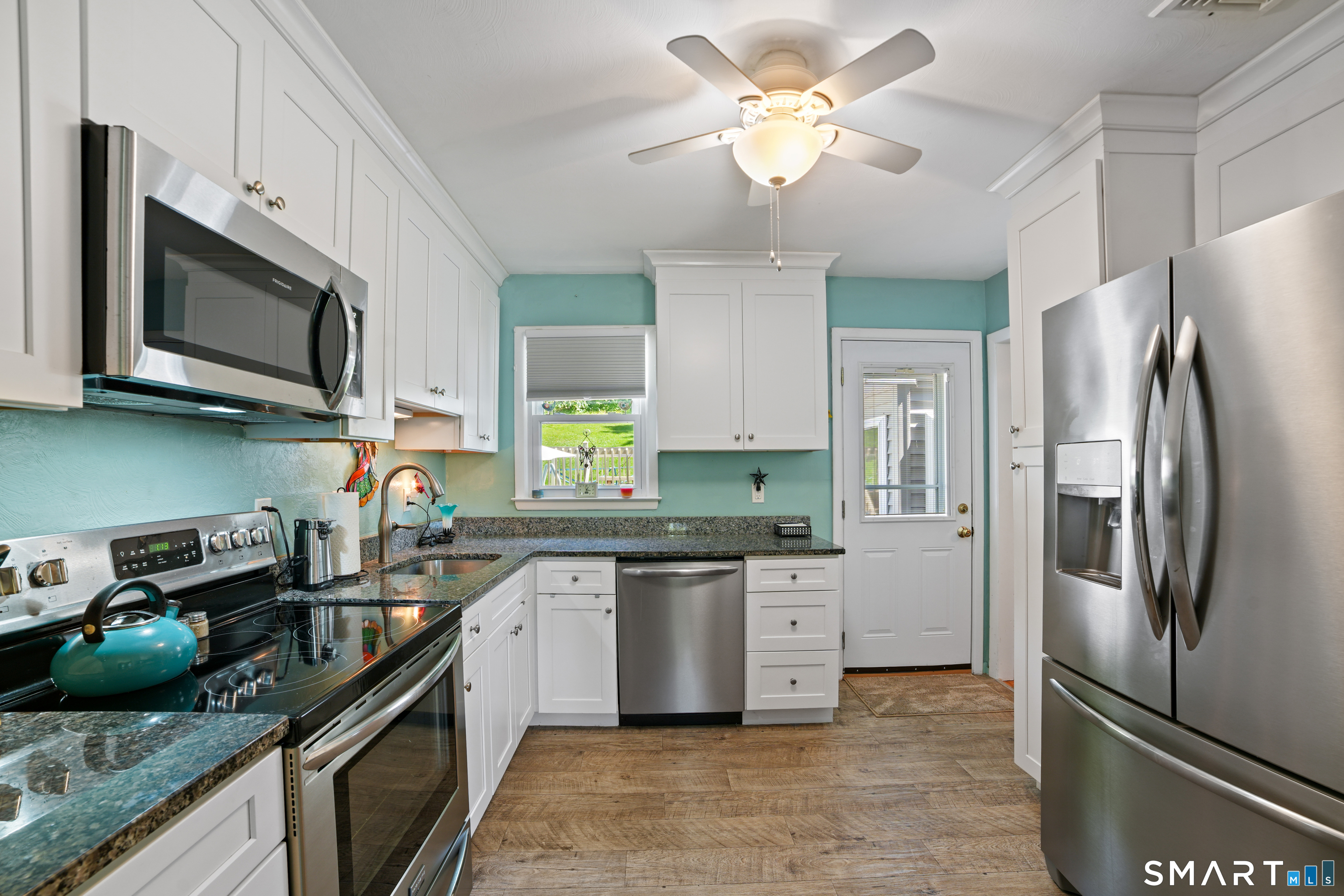 14 Alexander Drive photo 21