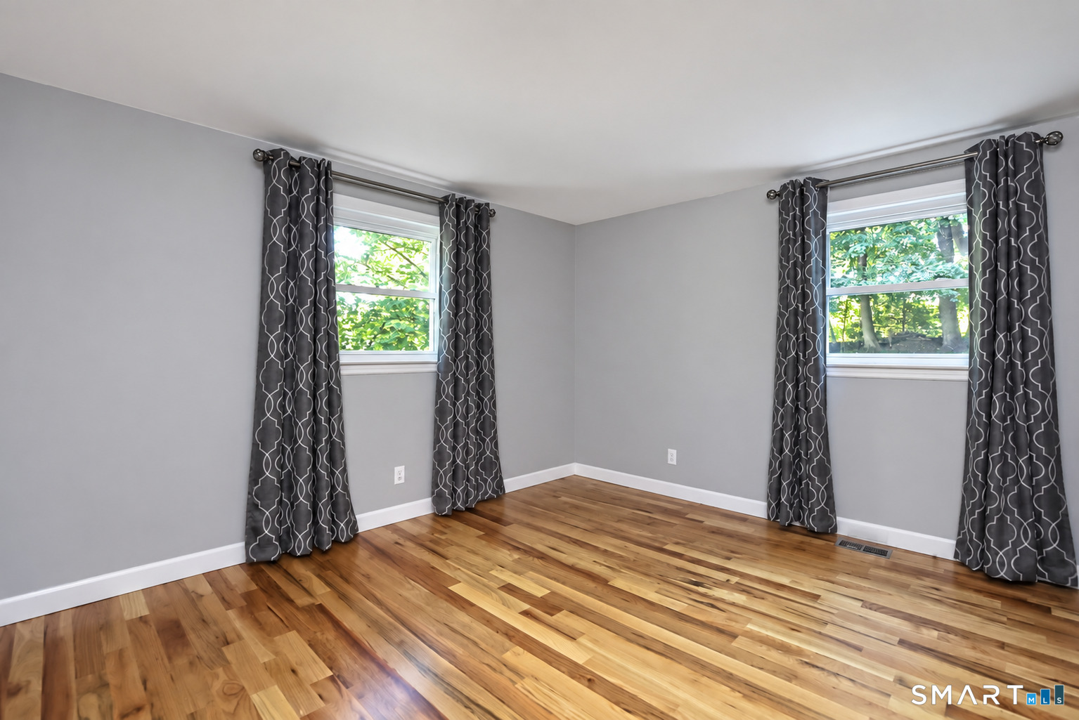 58 Round Hill Road photo 18
