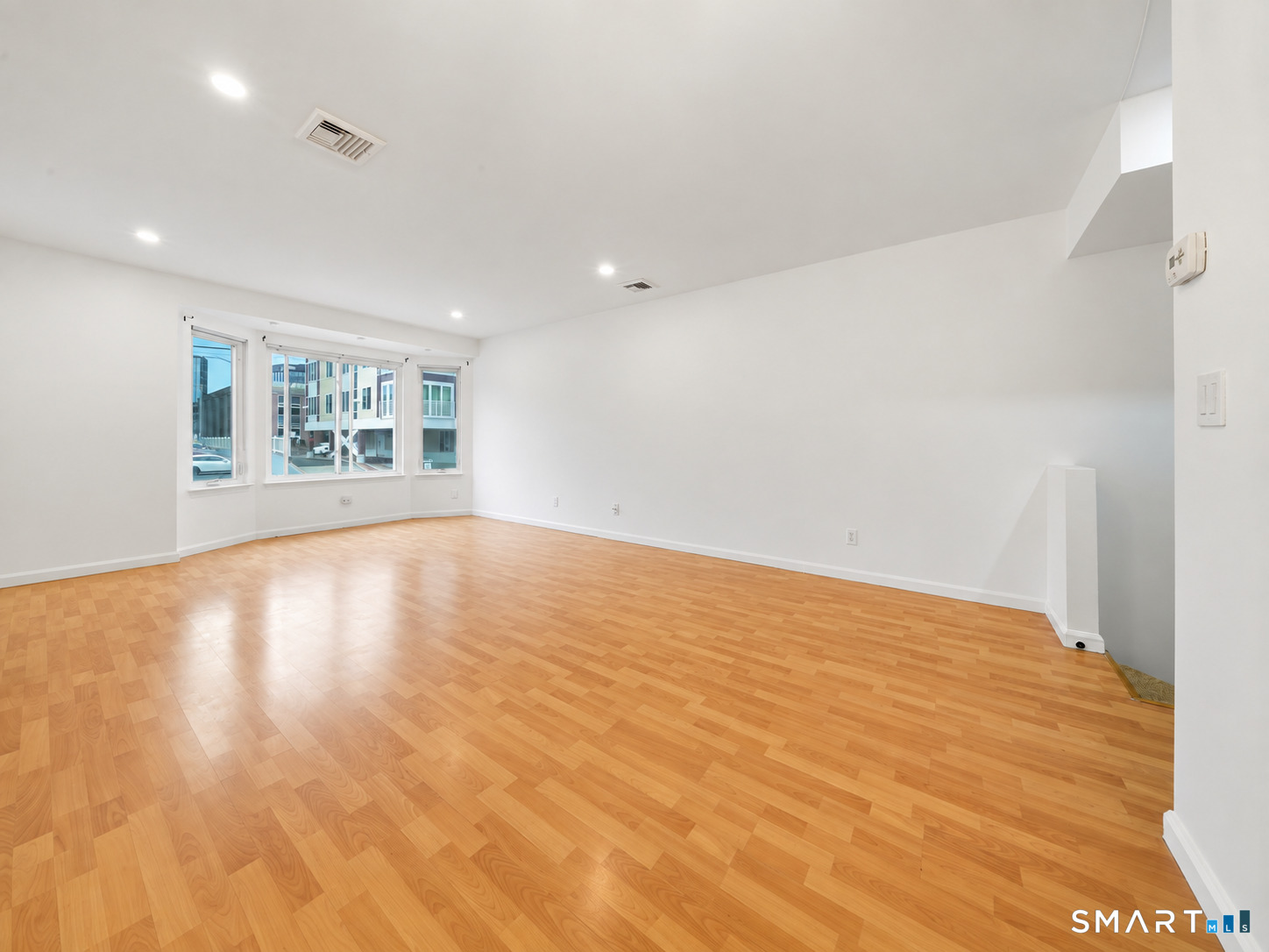 Photo 4 of Townhouse for sale at 1611 Washington Blvd #35, Stamford, CT 06902 | MLS# 24205097 | Listing updated on 2026-09-14