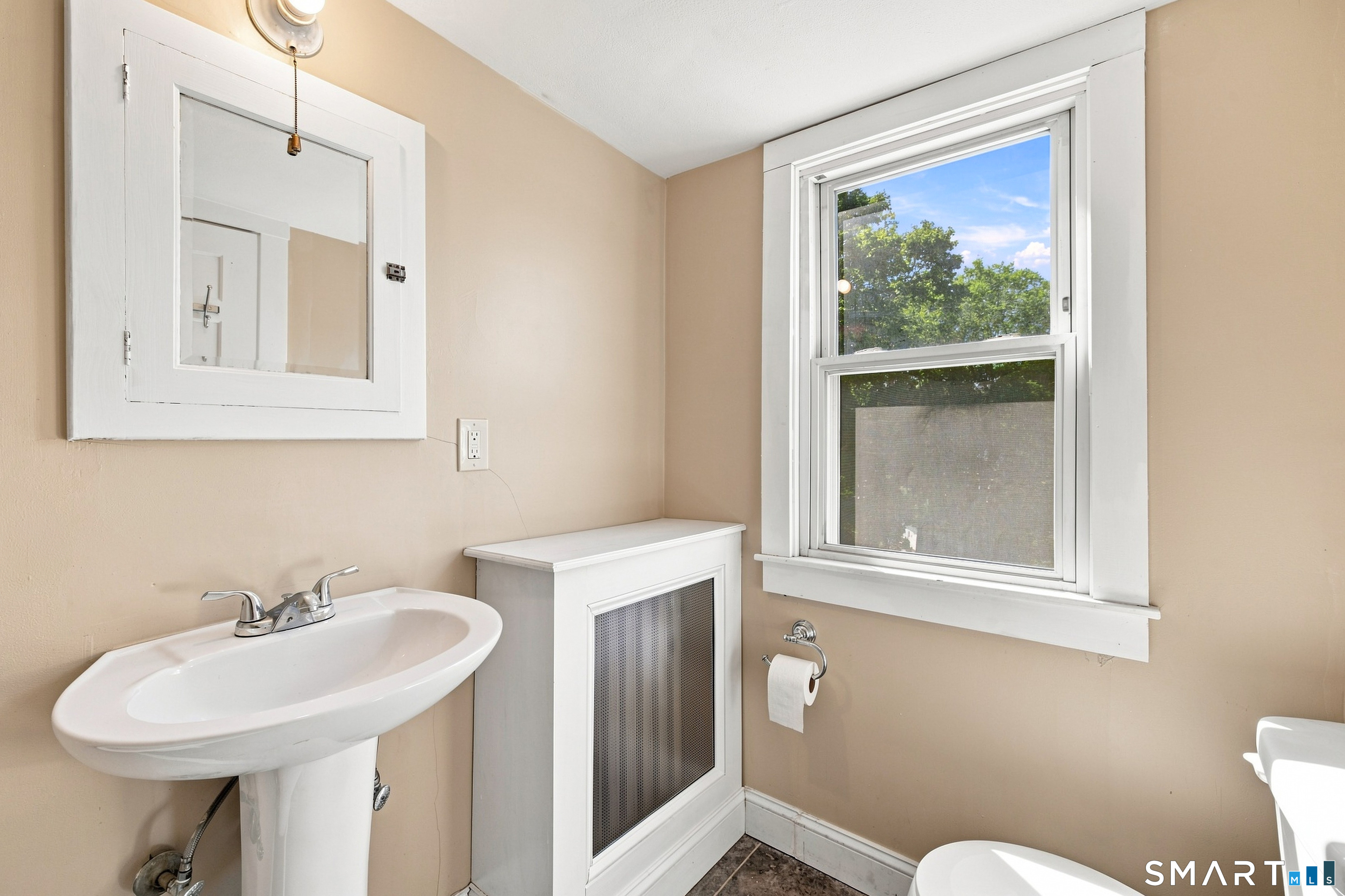 251 Lincoln Street photo 30