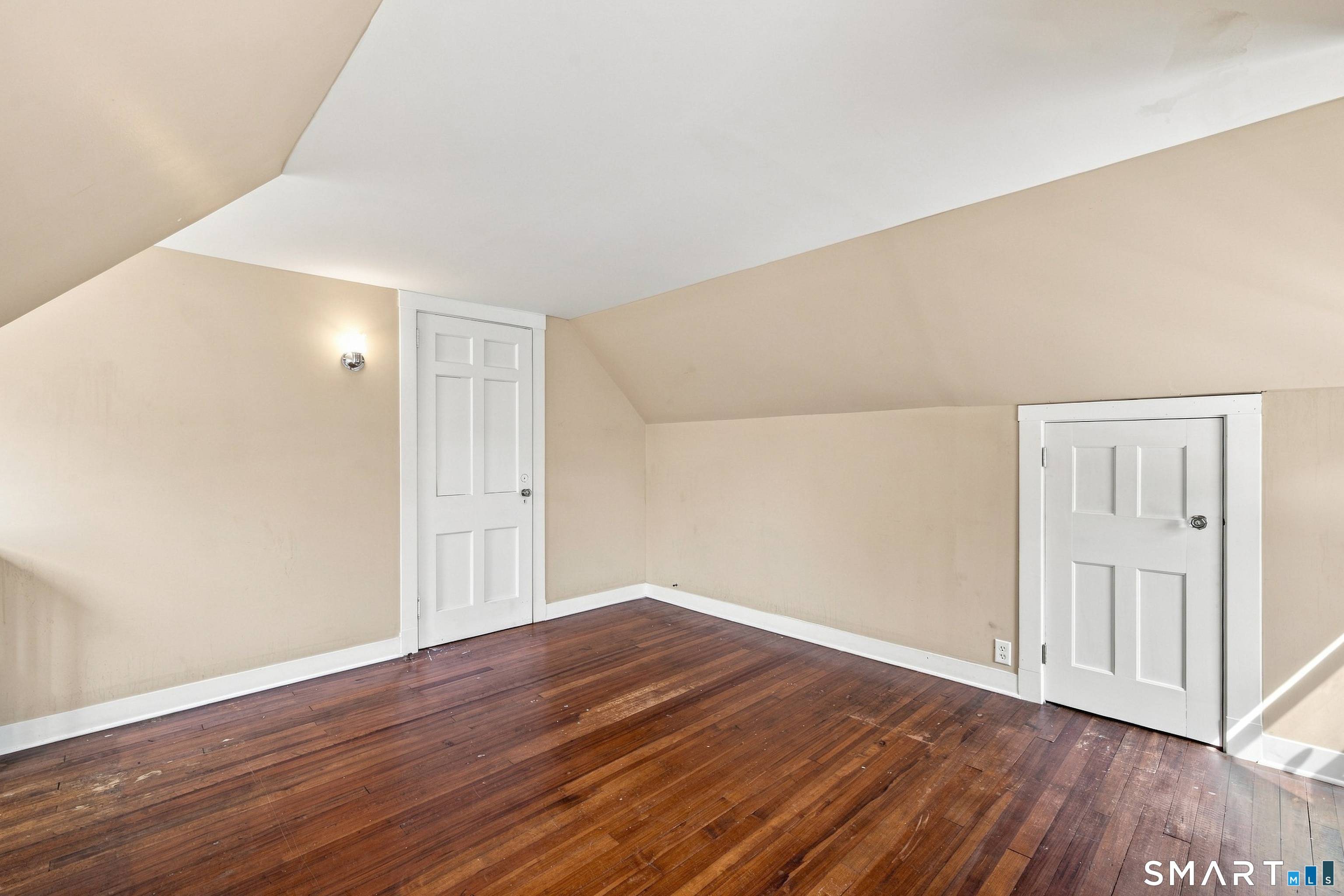 251 Lincoln Street photo 32