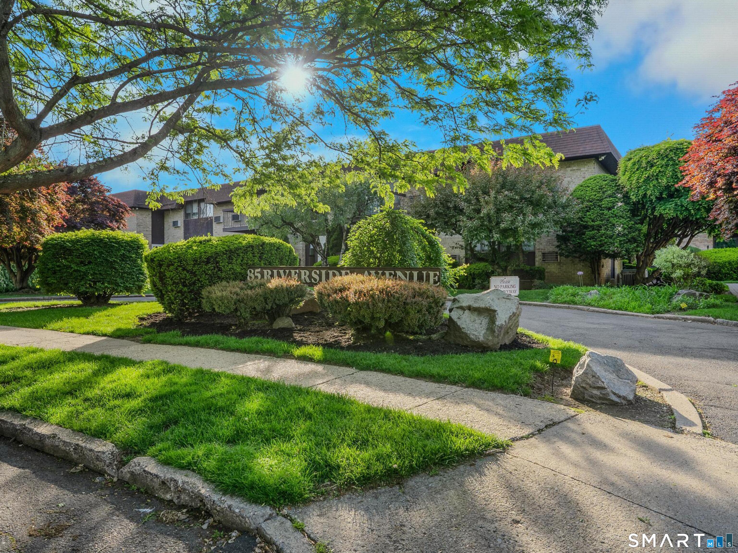 85 Riverside Avenue, Stamford, Connecticut photo 1