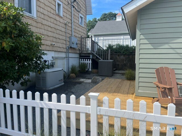 Black Point, East Lyme, CT 06333