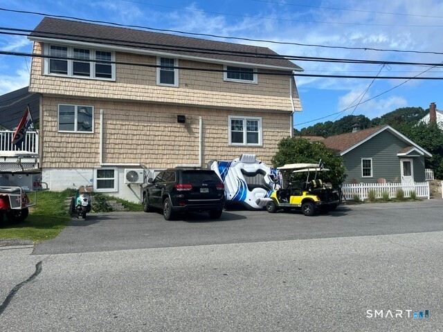 Black Point, East Lyme, CT 06333